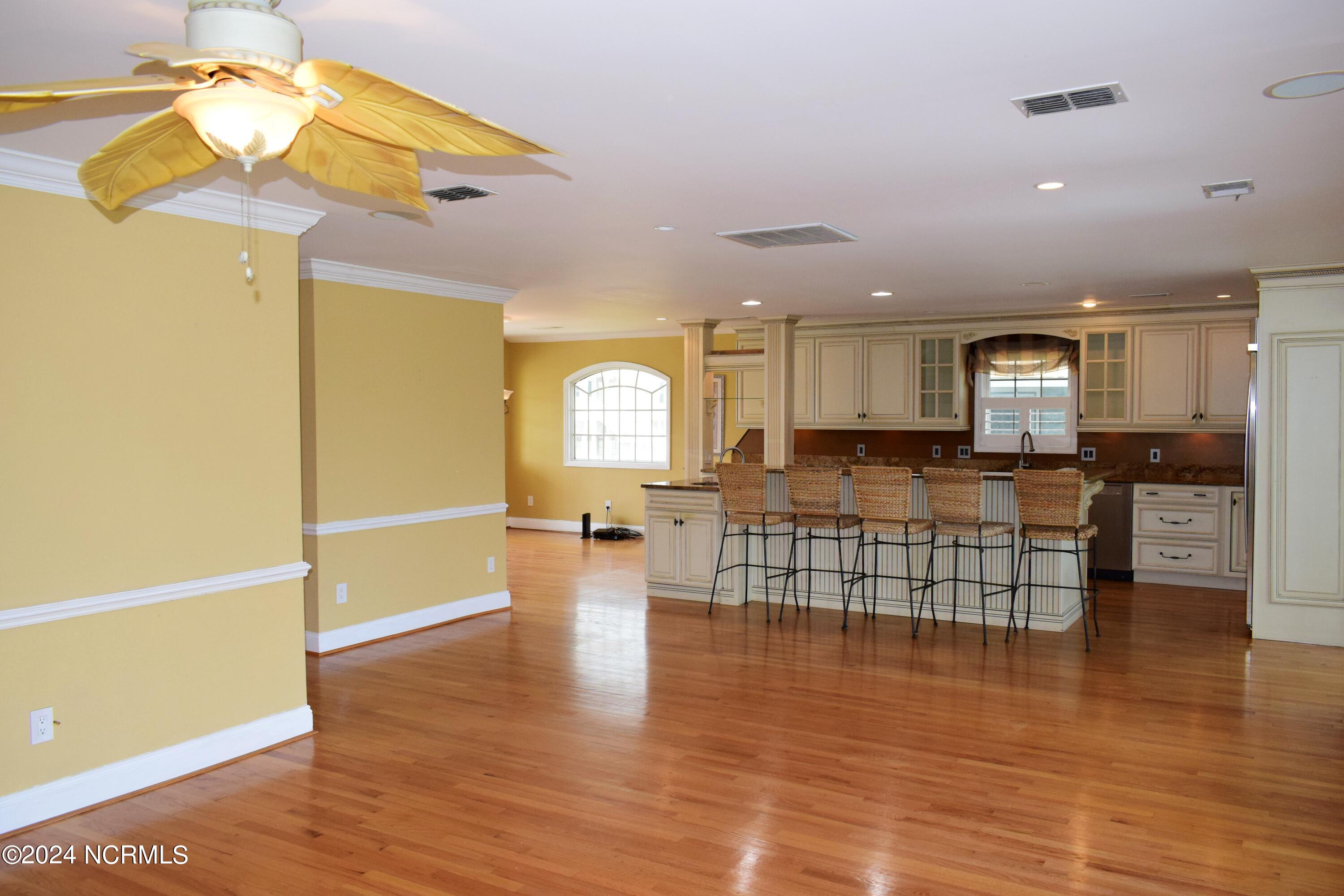 188 Greensboro Street Property Photo 17