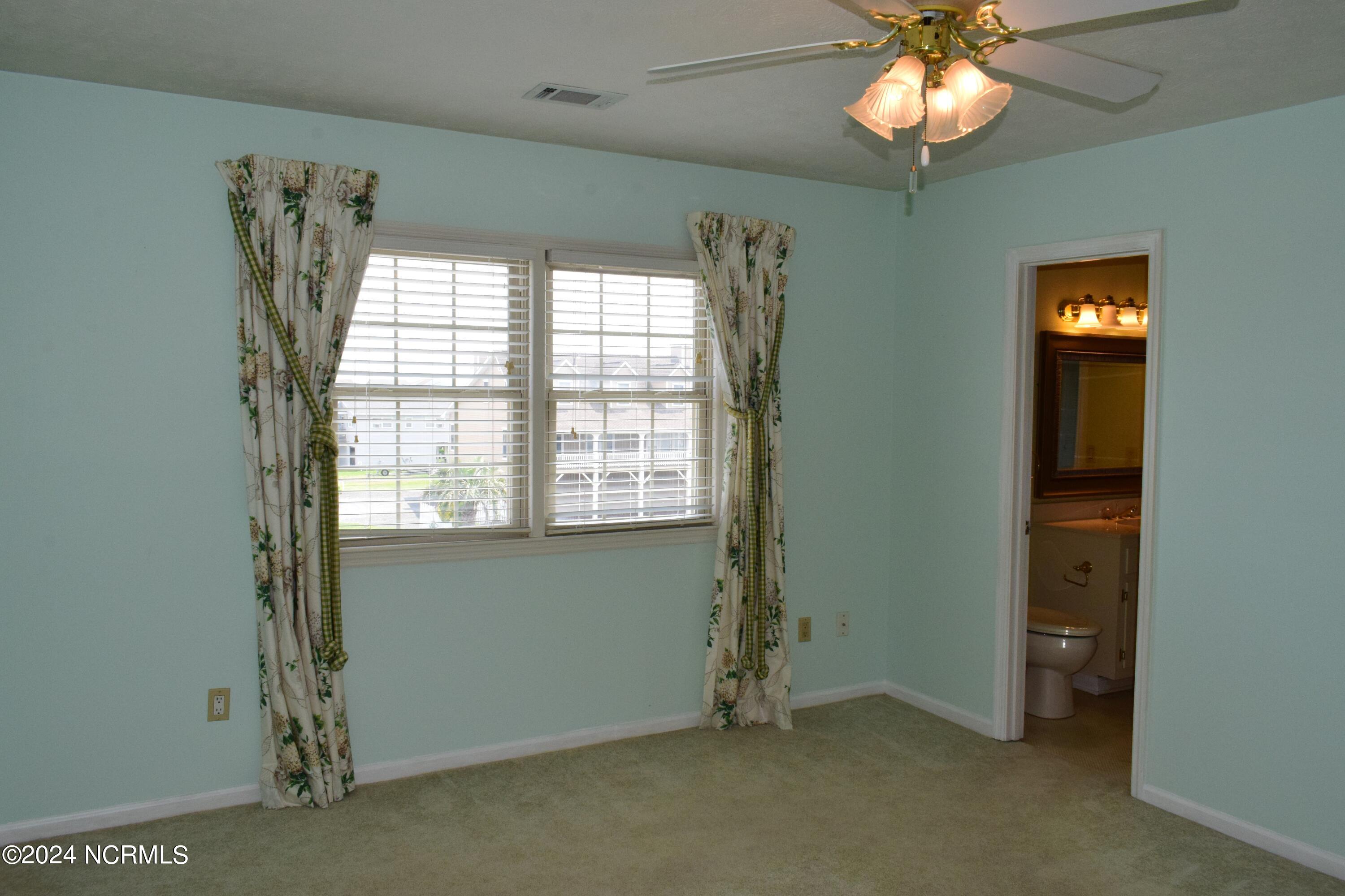 188 Greensboro Street Property Photo 30