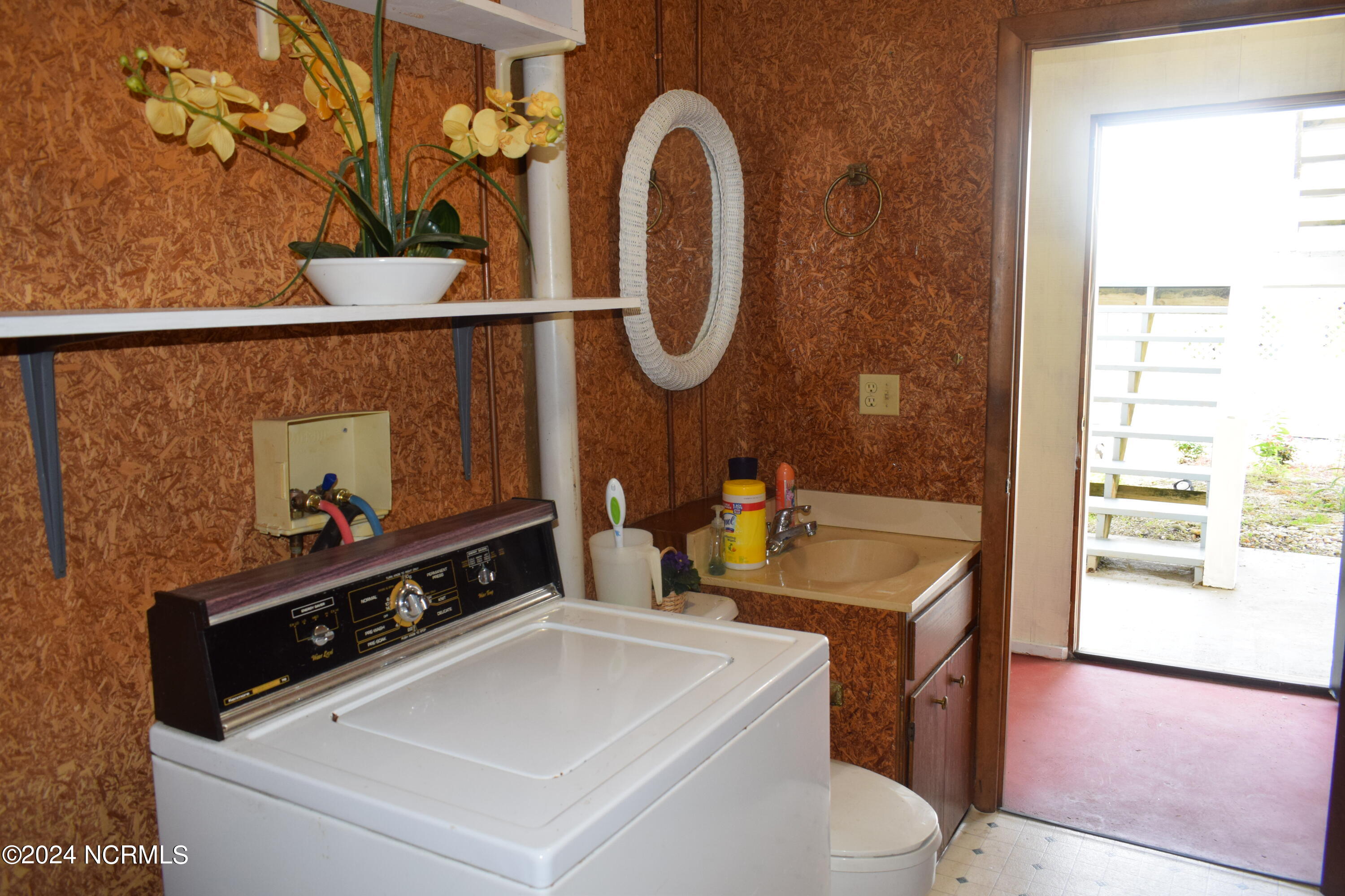 188 Greensboro Street Property Photo 40