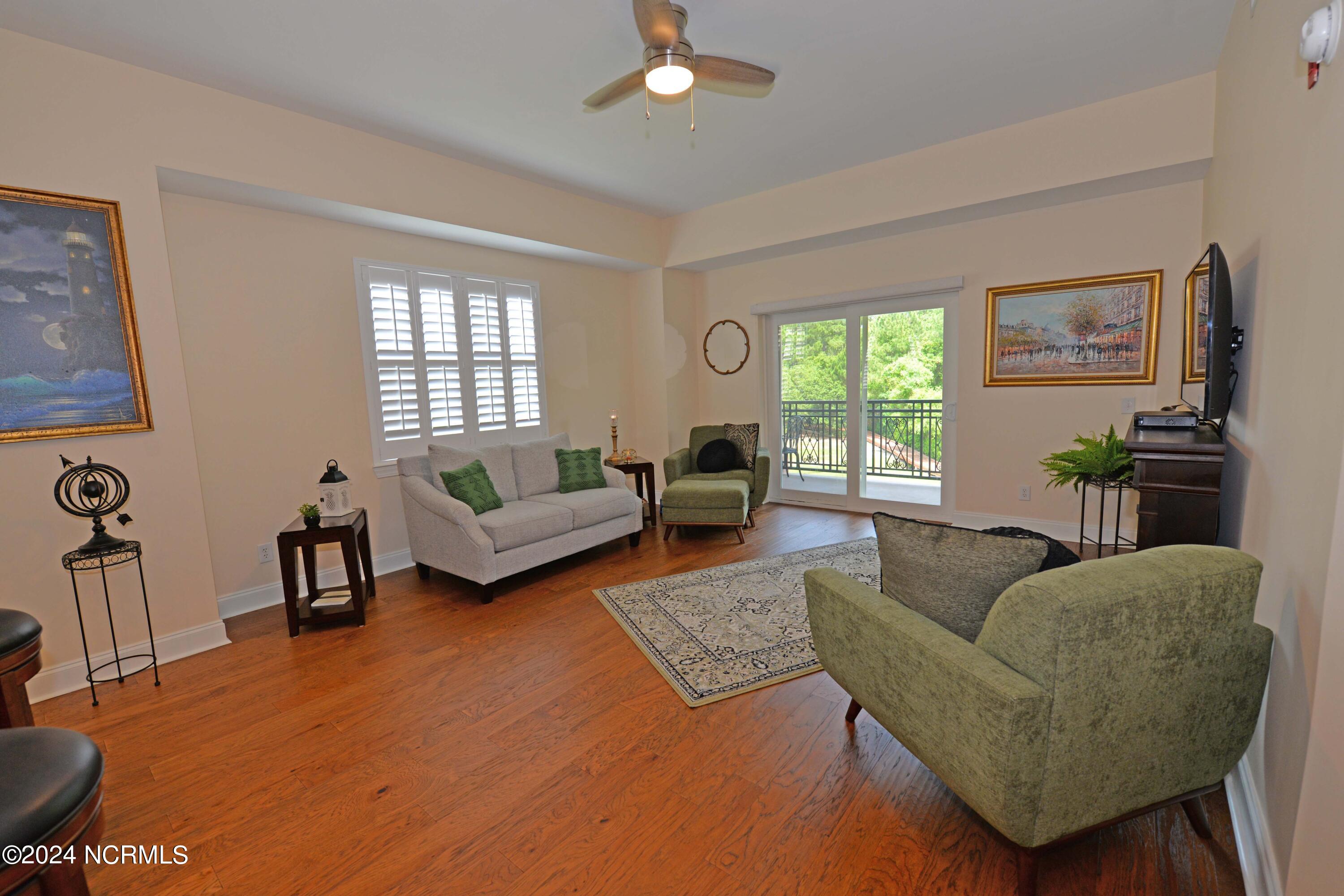 3100 Marsh Grove Lane # 3201 Property Photo 11