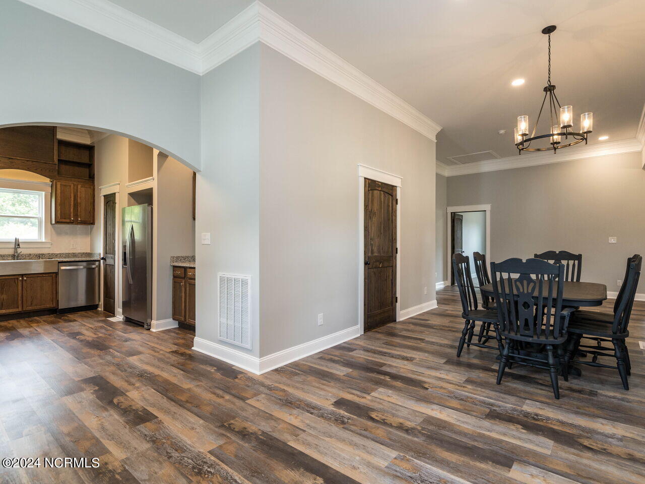 210 S Church Street Property Photo 14