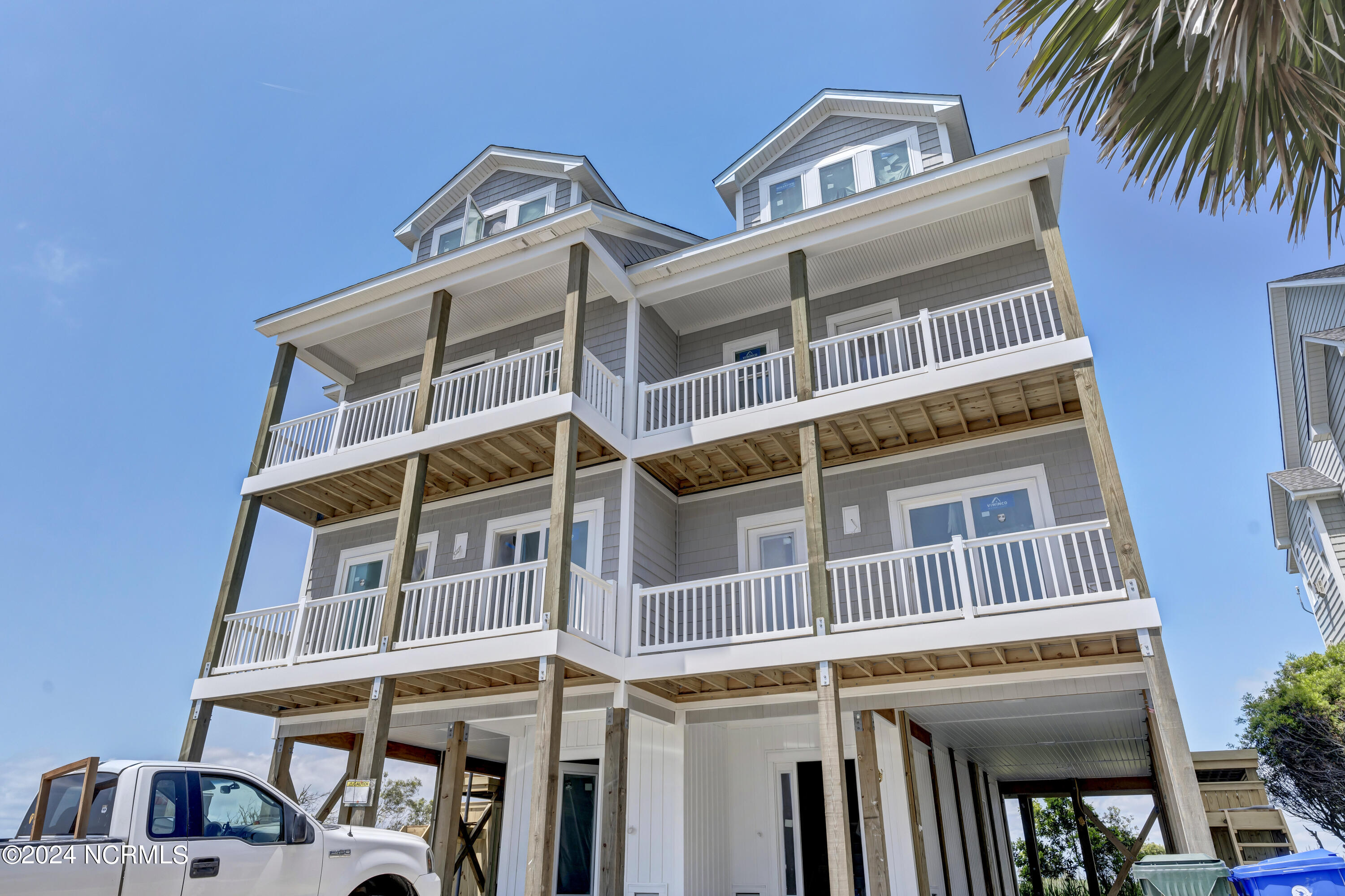130 Sea Oaks Court Property Photo 1