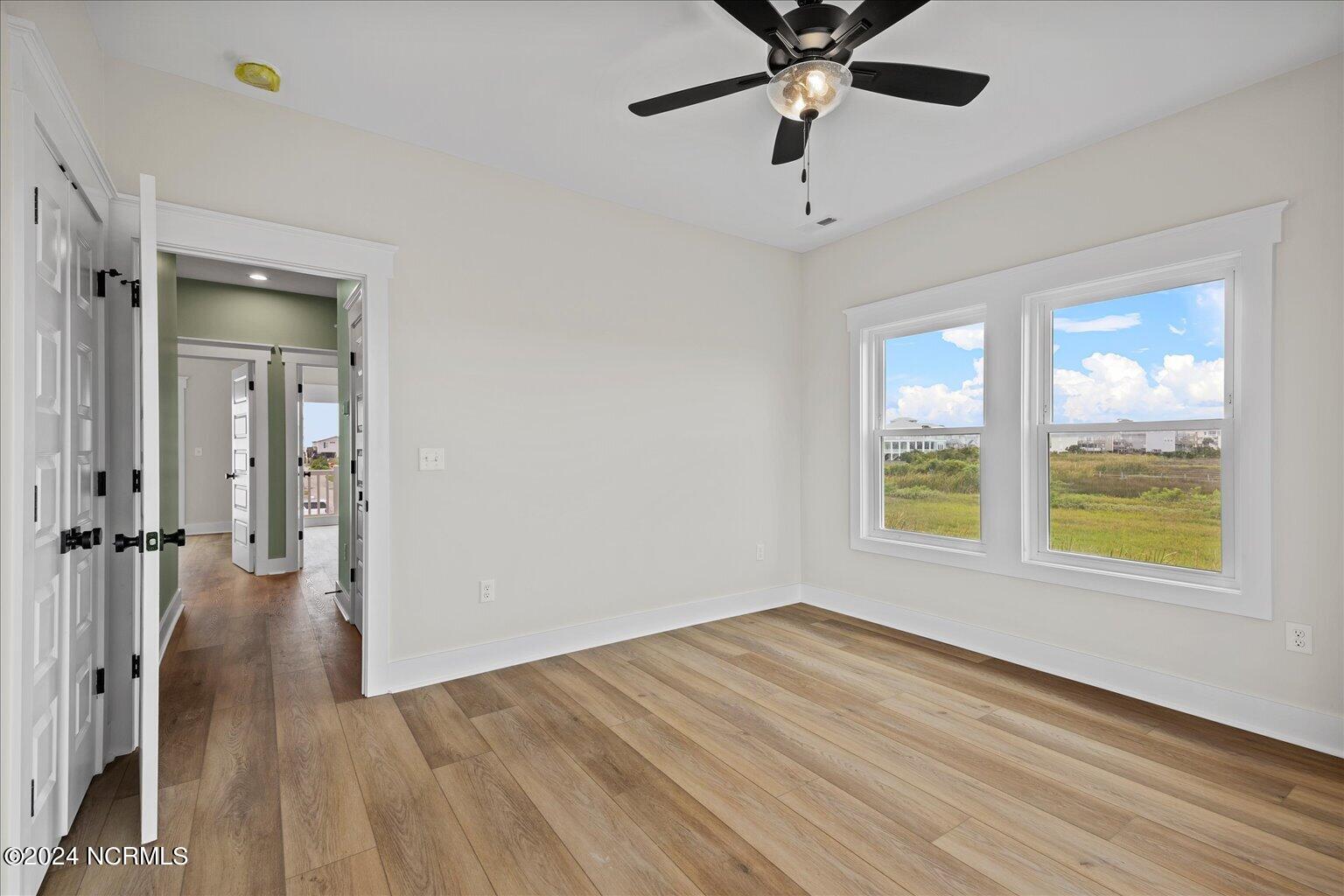 130 Sea Oaks Court Property Photo 17