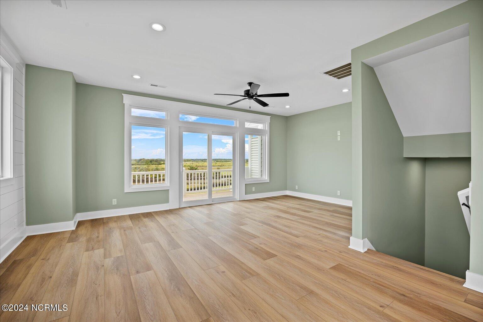 130 Sea Oaks Court Property Photo 30