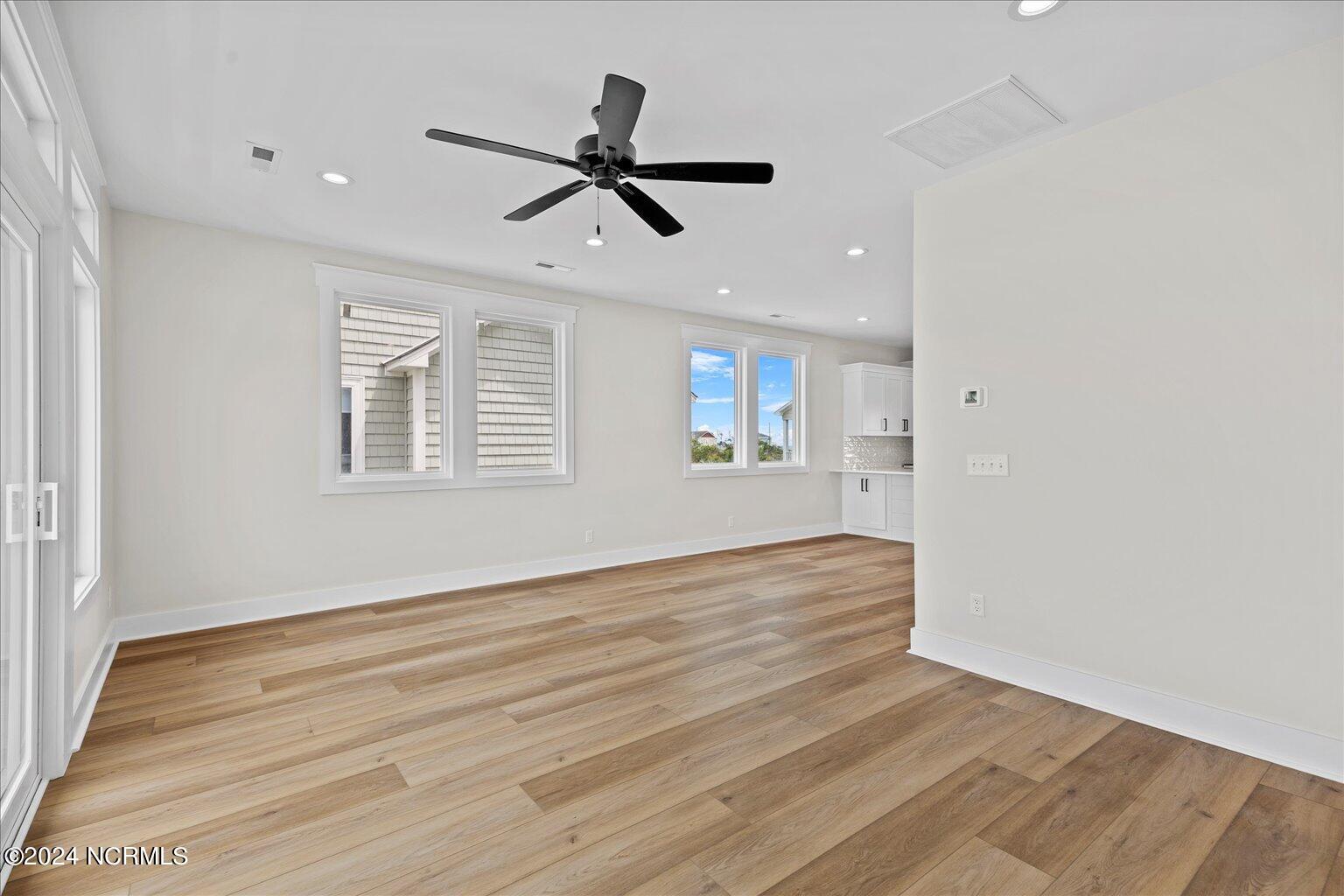 128 Sea Oaks Court Property Photo 26