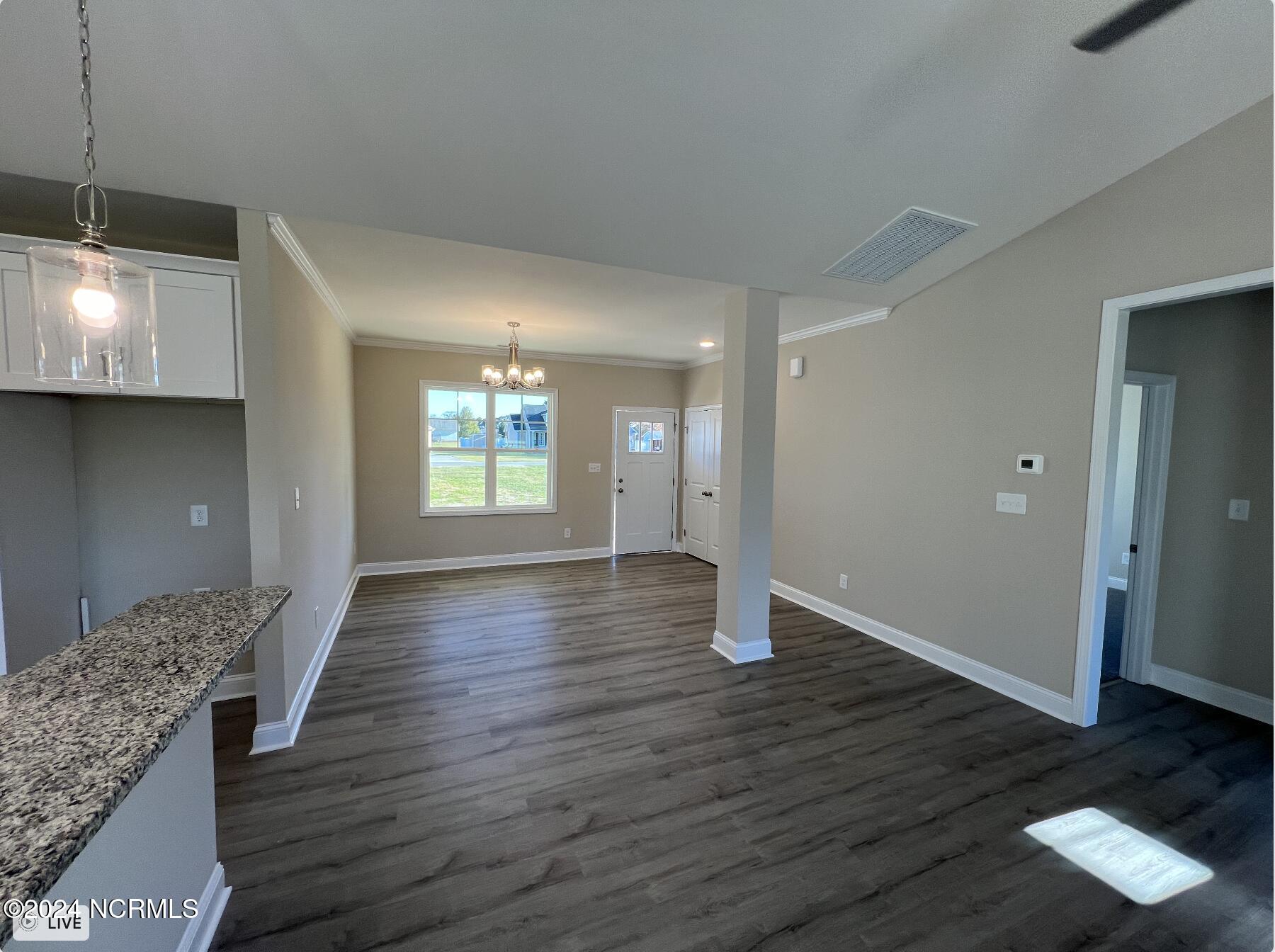 205 Jefferson Street Property Photo 8