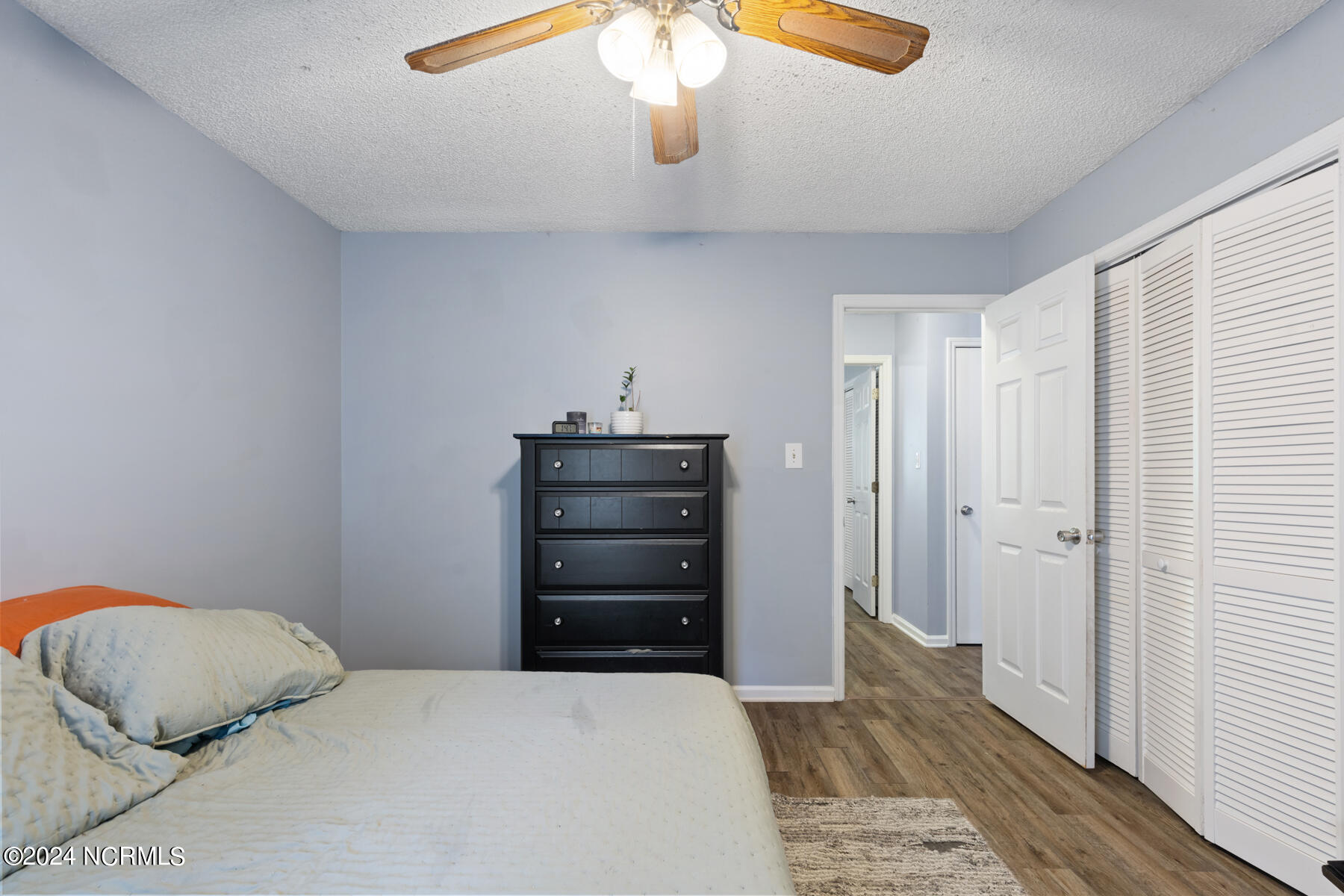 1902 Rolling Ridge Drive Property Photo 20