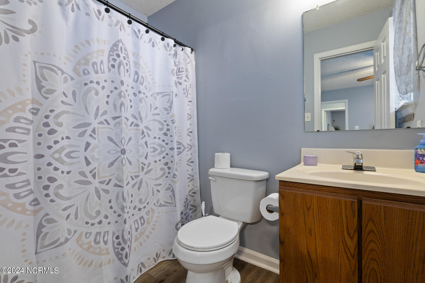 1902 Rolling Ridge Drive Property Photo 21