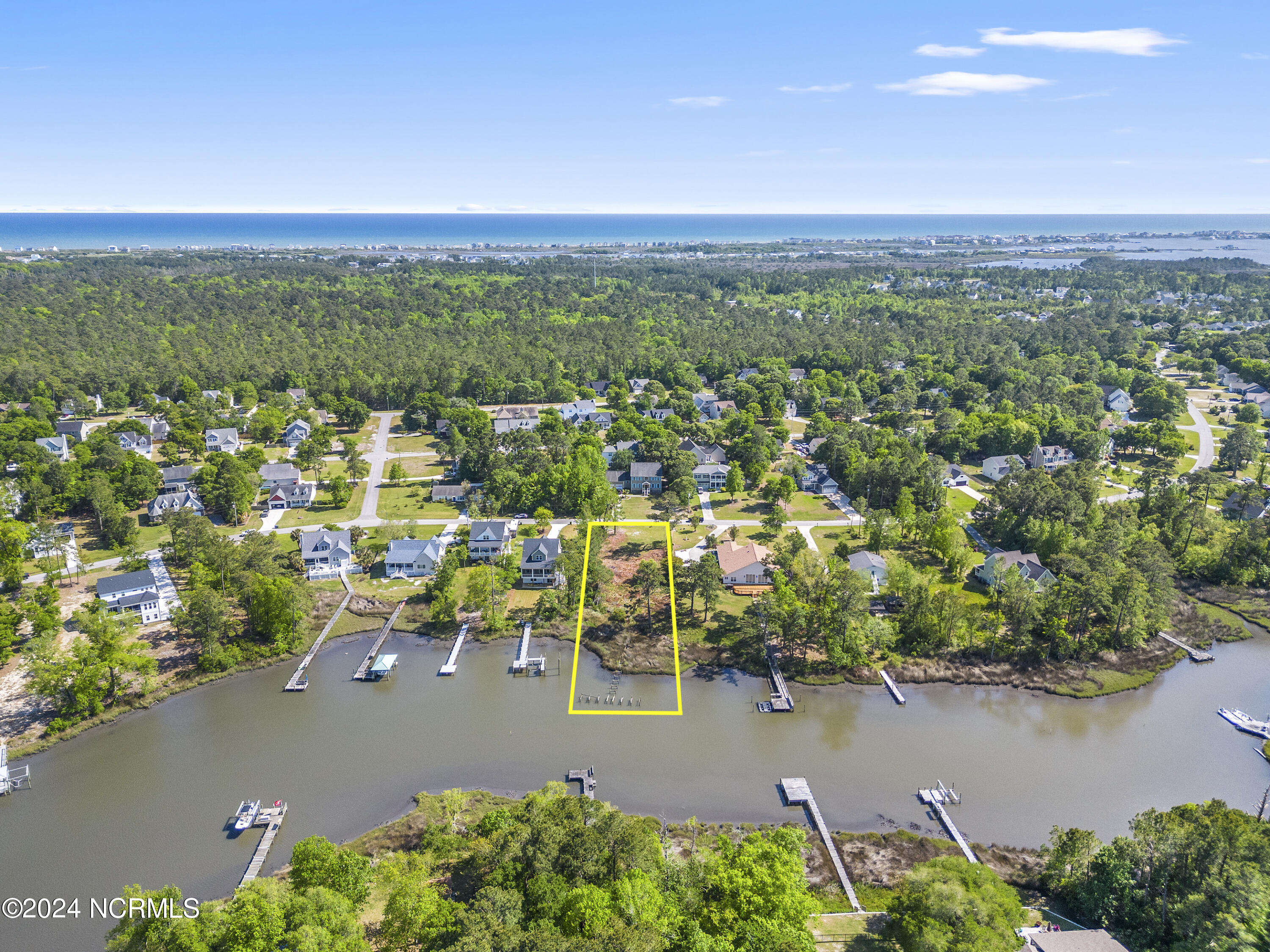 353 Chadwick Shores Drive Property Photo