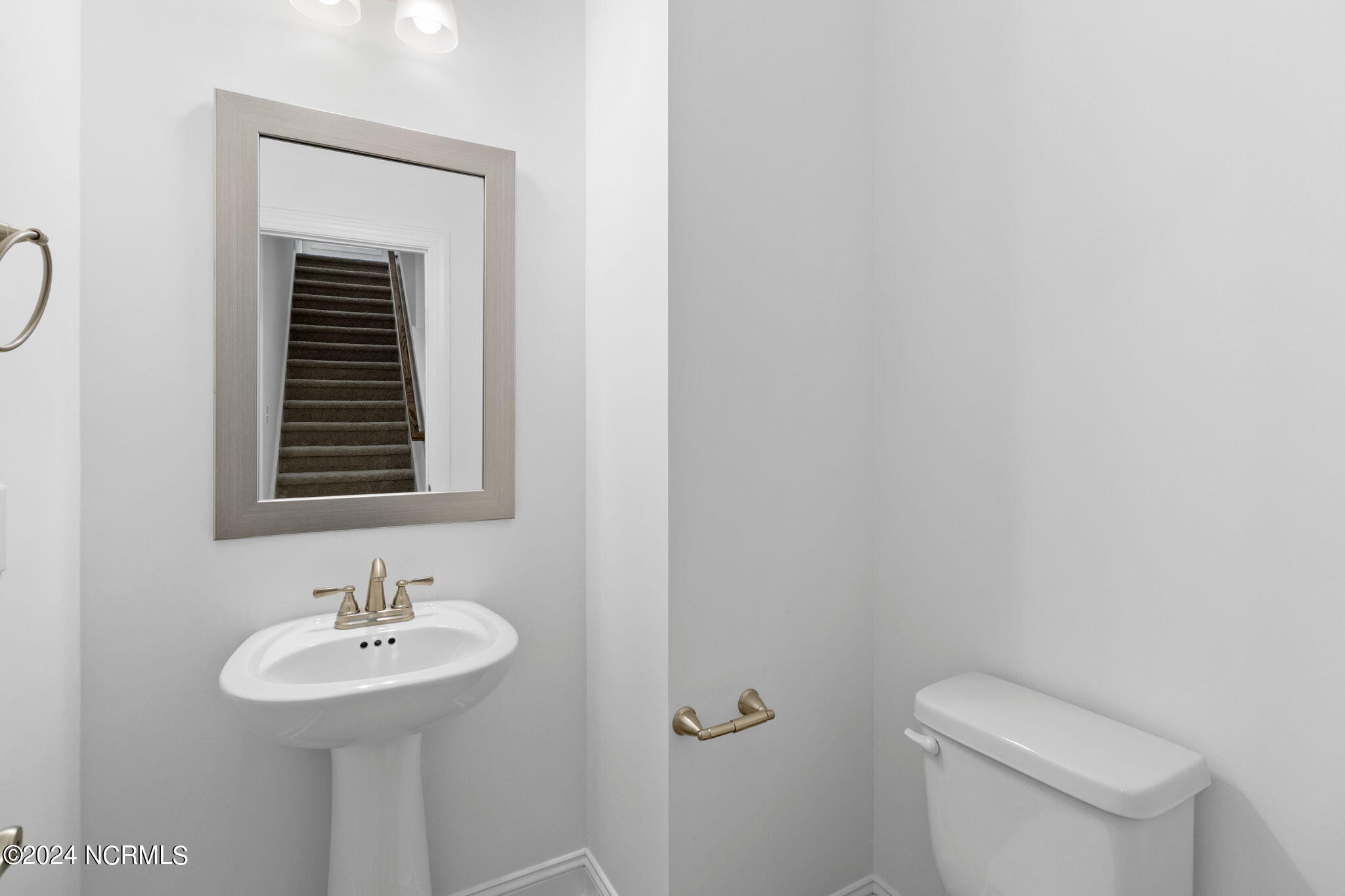655 Riverbirch Drive Property Photo 6