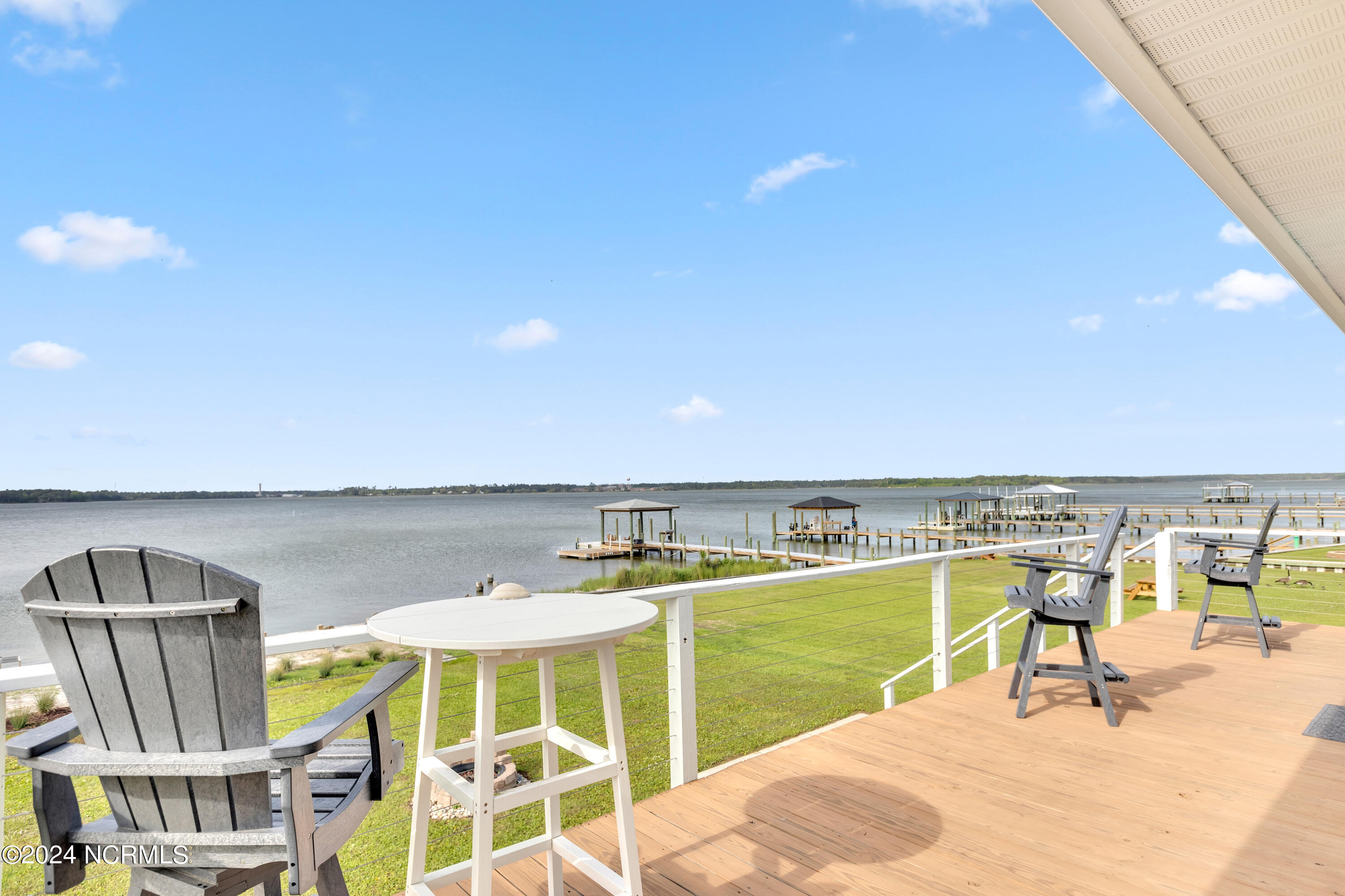 171 Hall Point Road Property Photo 6