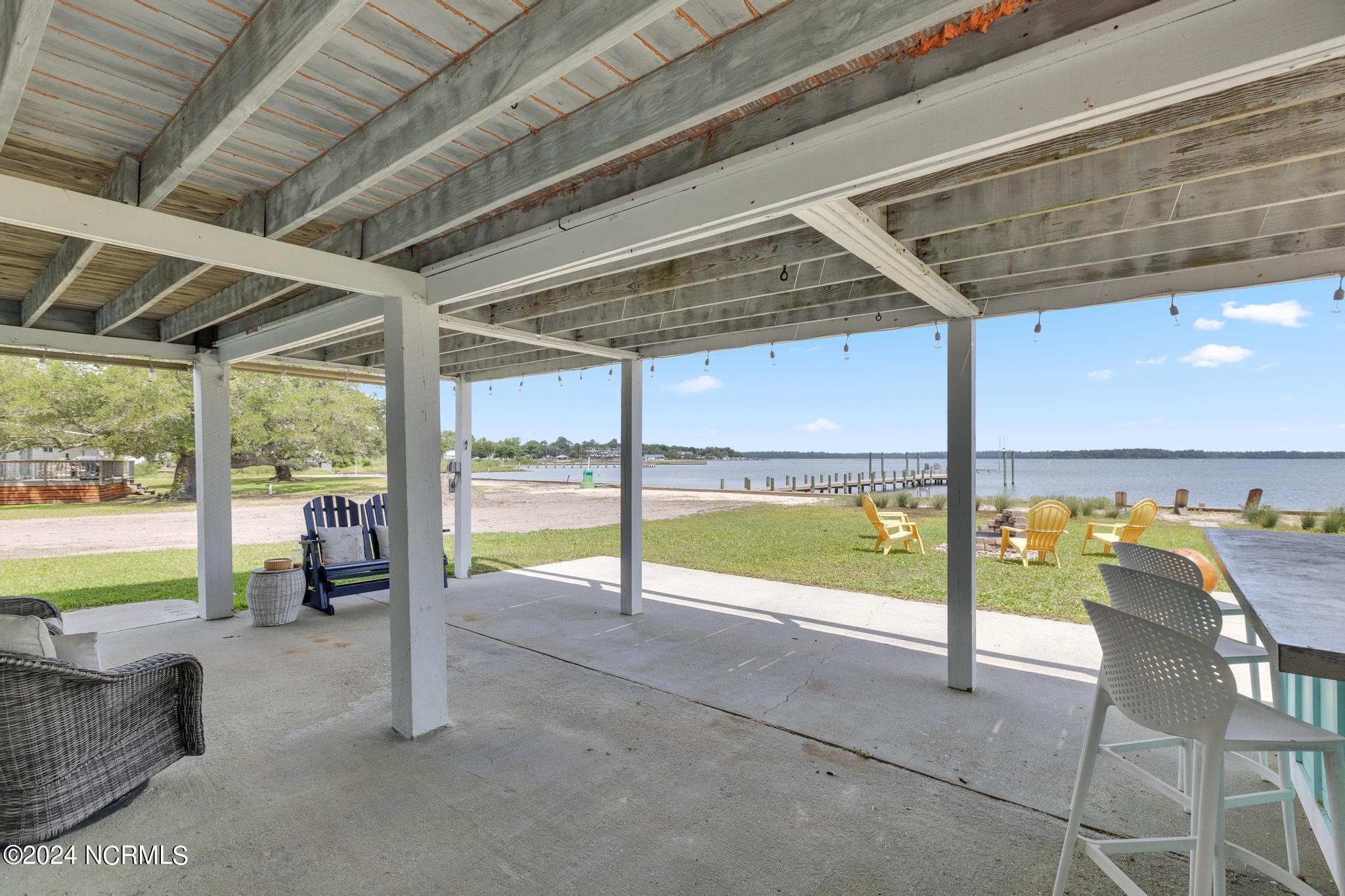 171 Hall Point Road Property Photo 10