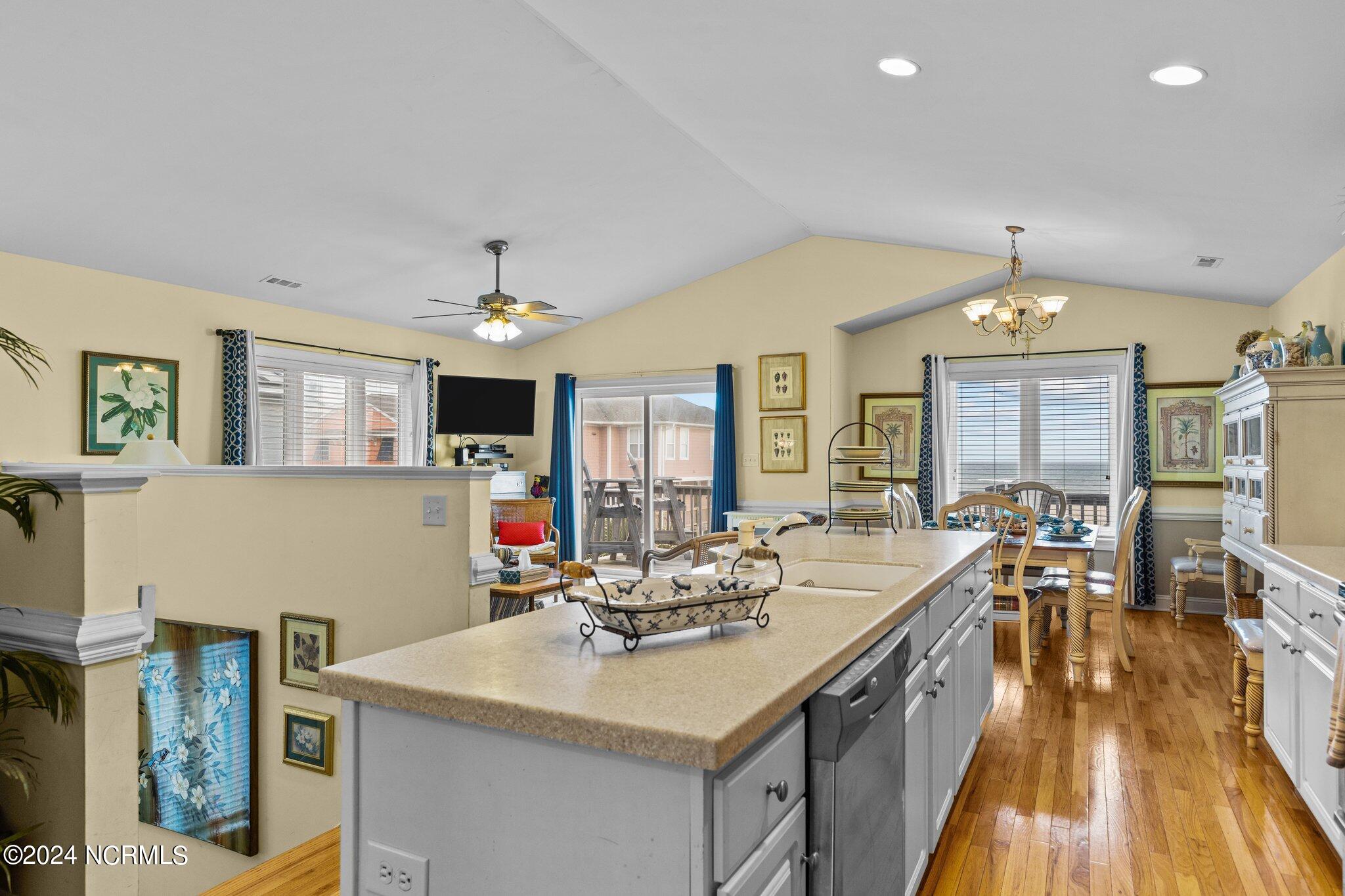 103 Ocean Boulevard A Property Photo 32