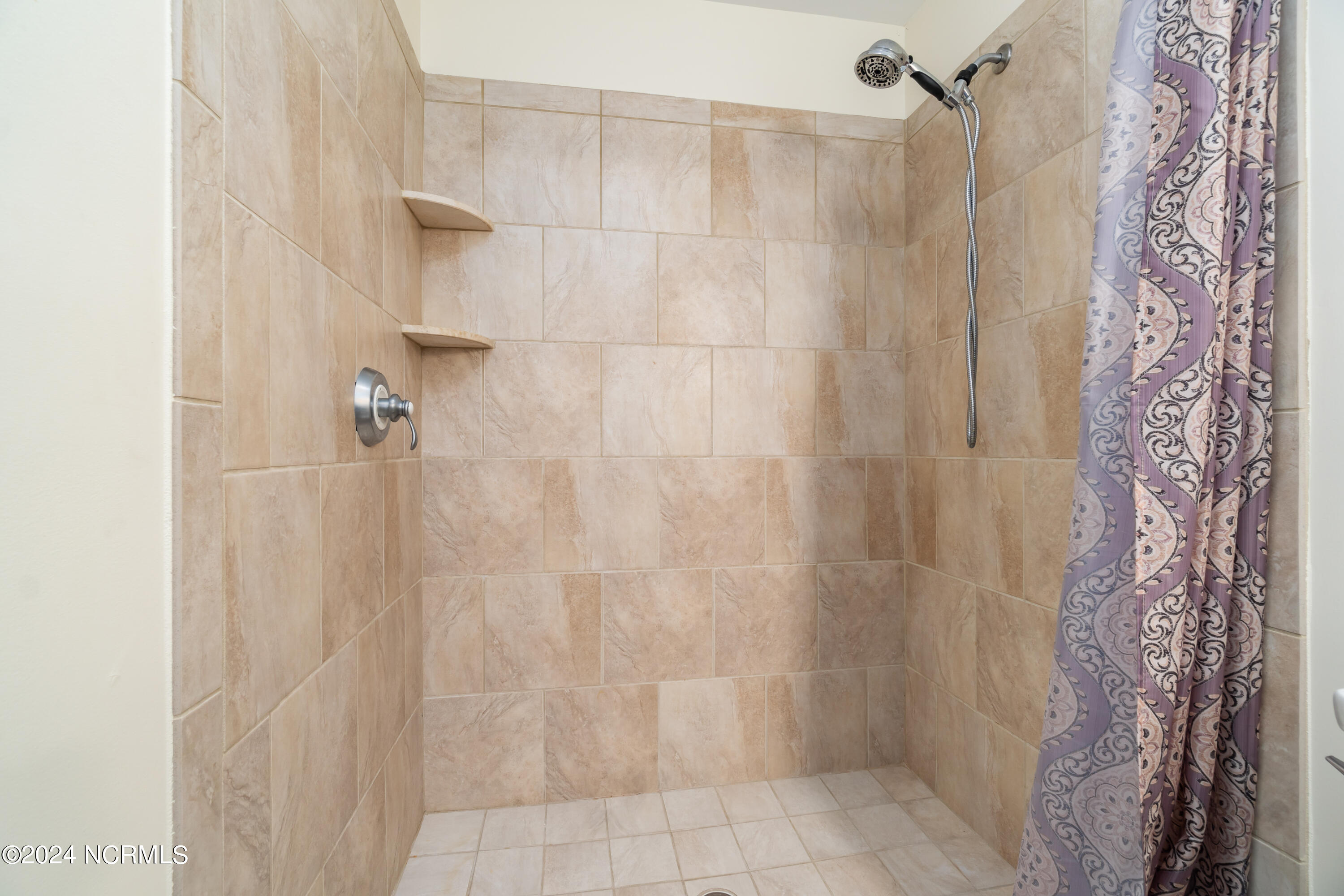 5 West Court Property Photo 36