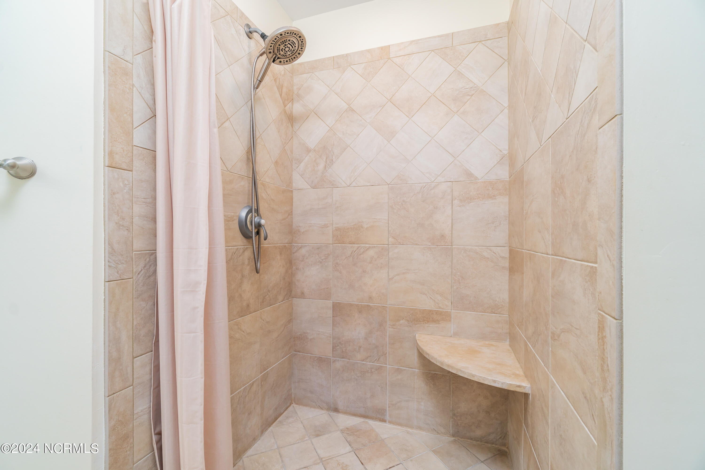 5 West Court Property Photo 46