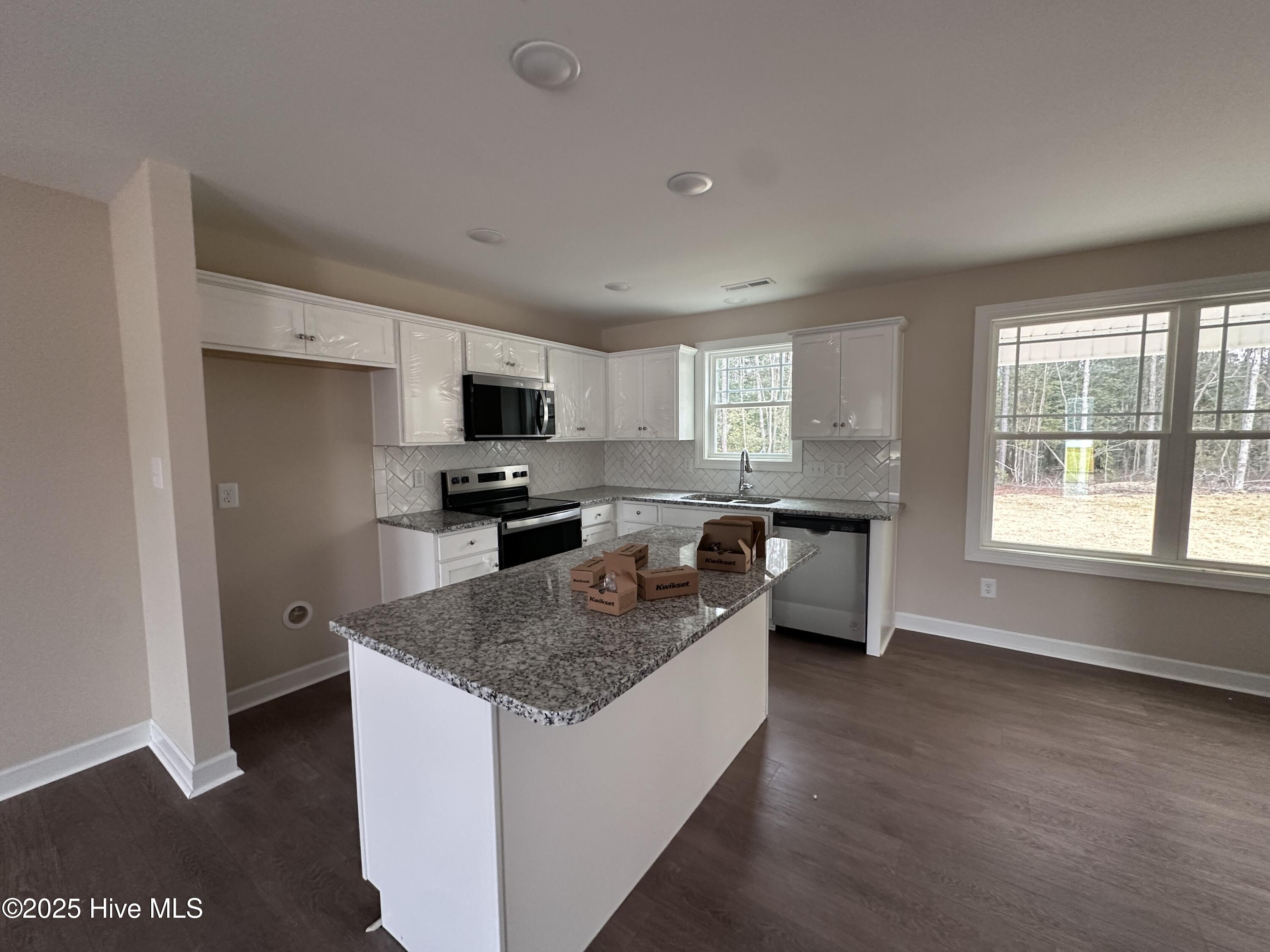 131 Wilderness Trail Property Photo 3