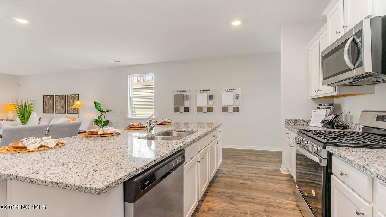 940 Shipley Way Property Photo 11