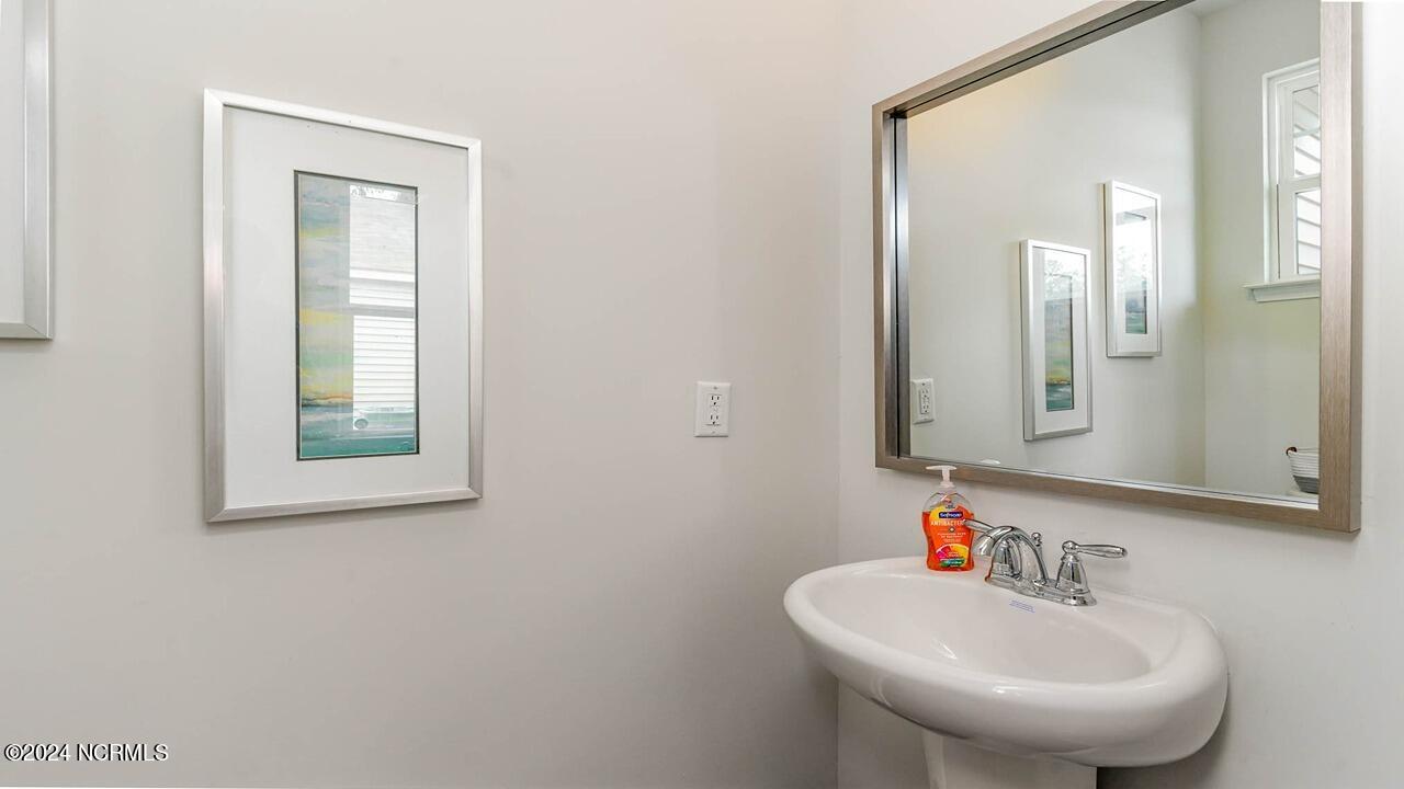 940 Shipley Way Property Photo 34