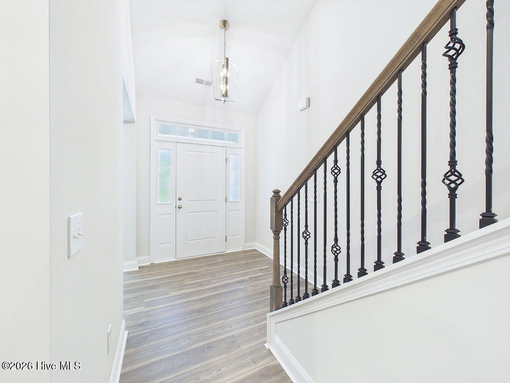 816 Red Hawk Place Property Photo 6