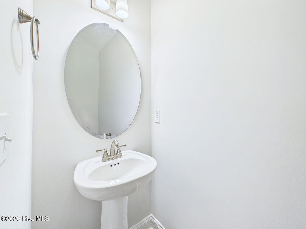 816 Red Hawk Place Property Photo 21