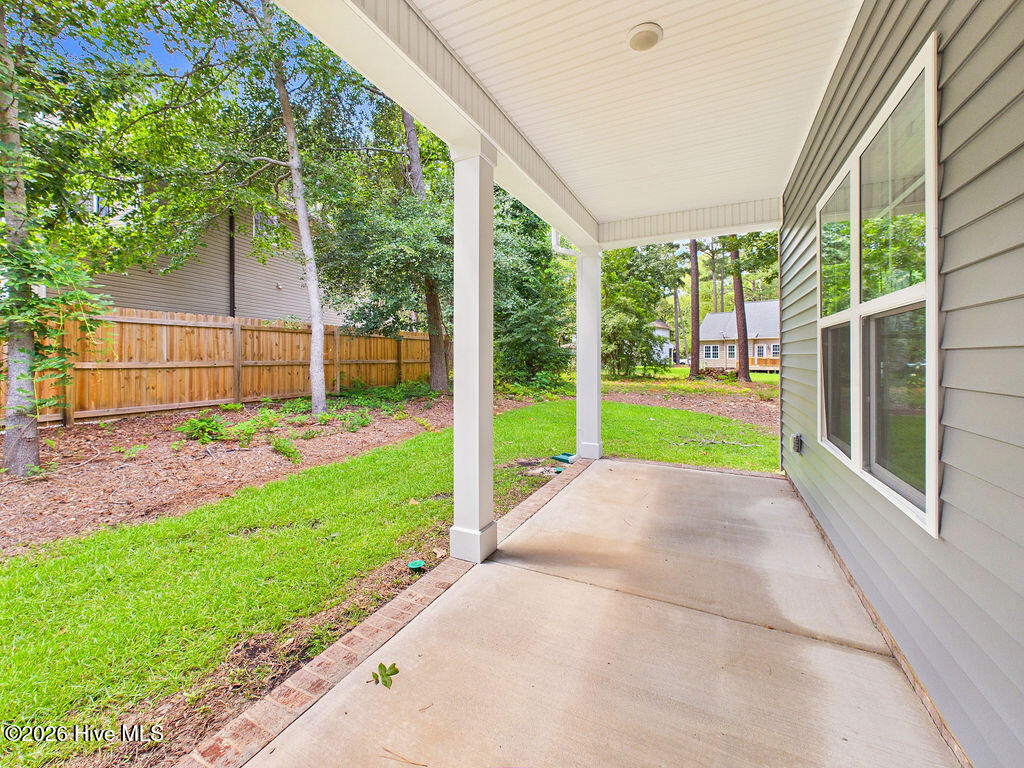 816 Red Hawk Place Property Photo 38