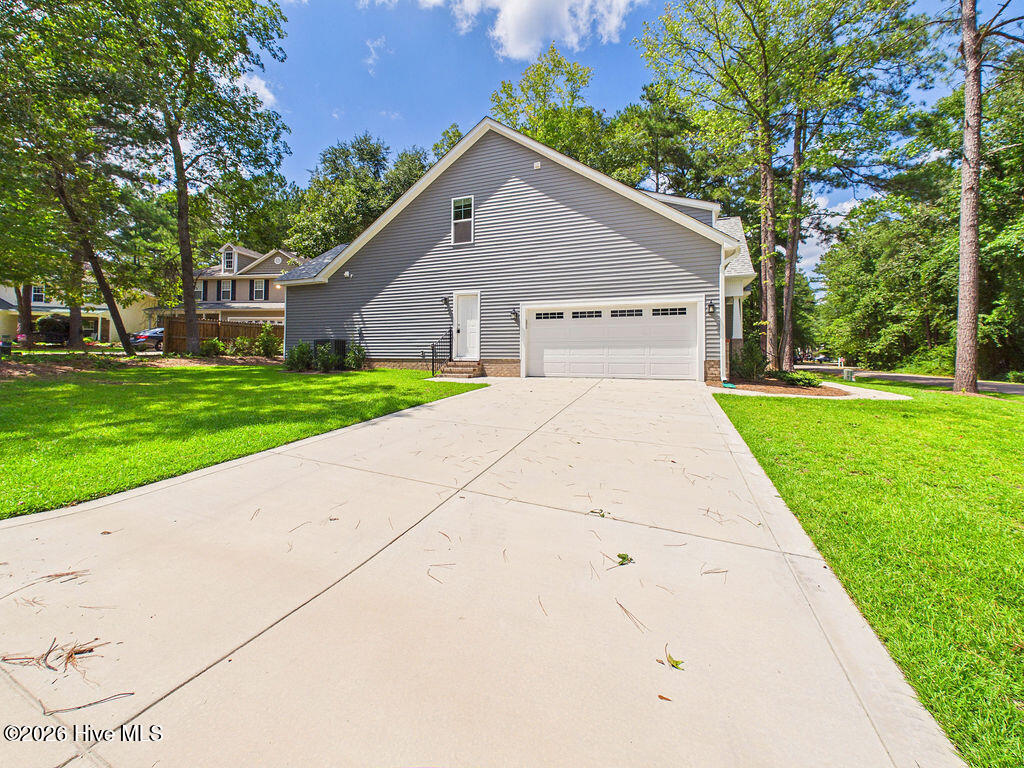 816 Red Hawk Place Property Photo 42