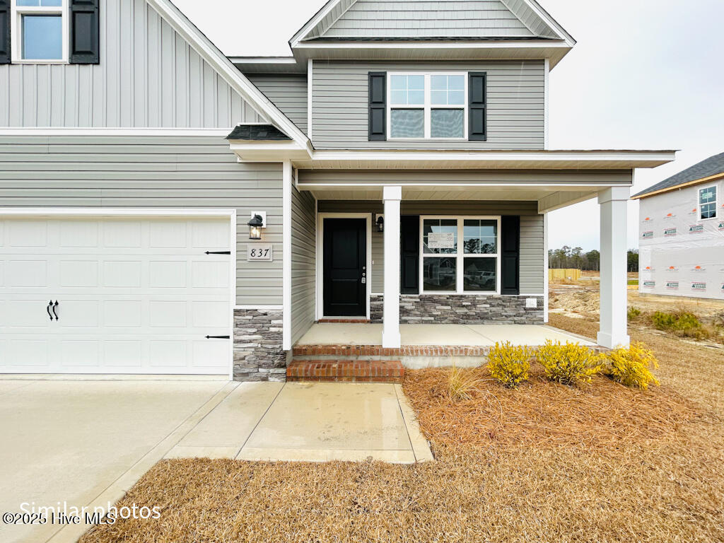 837 Cooke Drive Property Photo 2