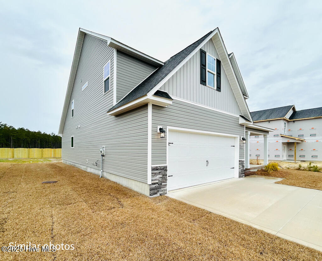 837 Cooke Drive Property Photo 4