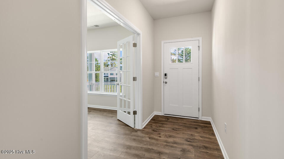 3025 Platinum Circle Property Photo 8