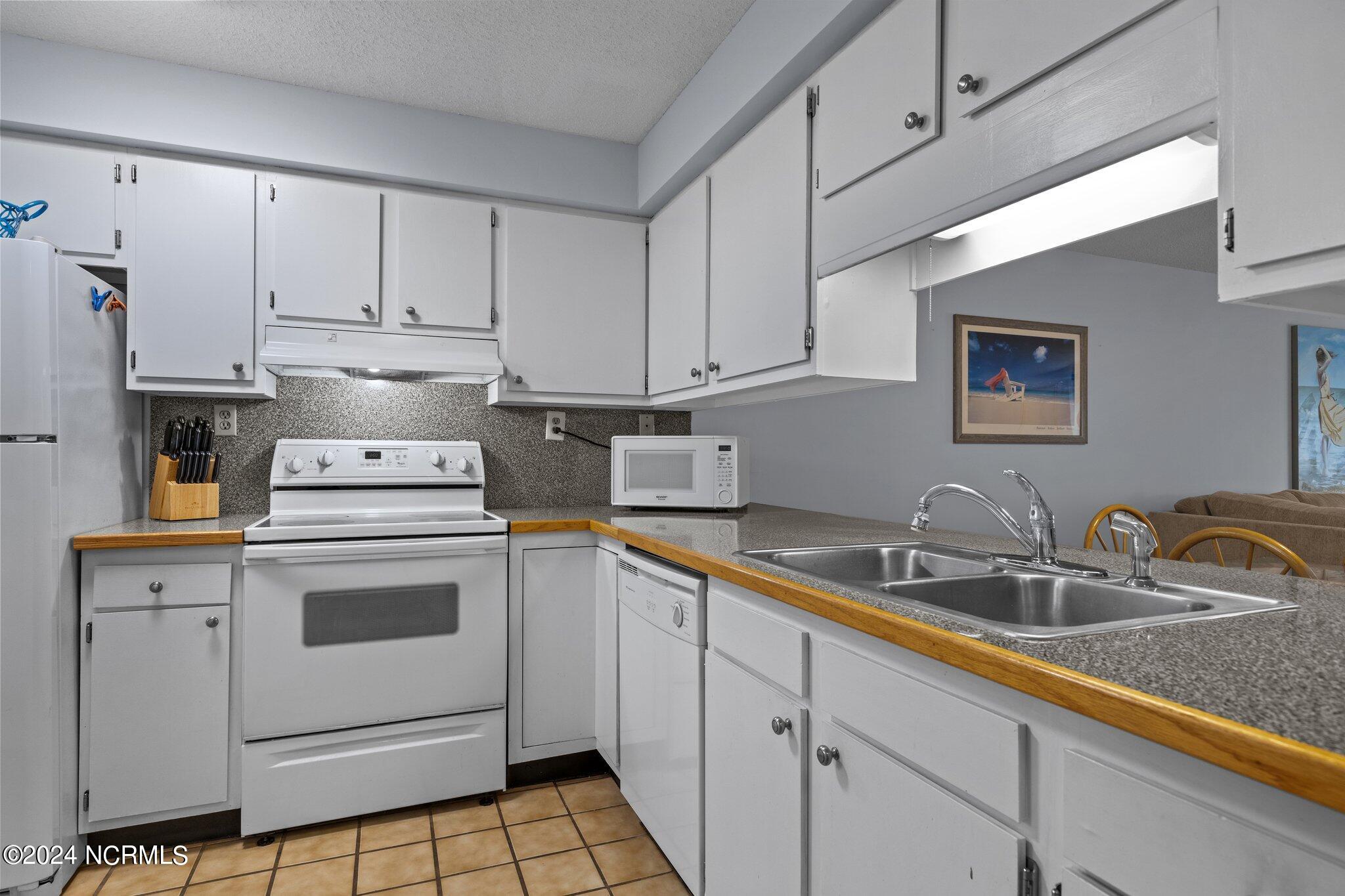 1505 Salter Path Road 436 Property Photo 17