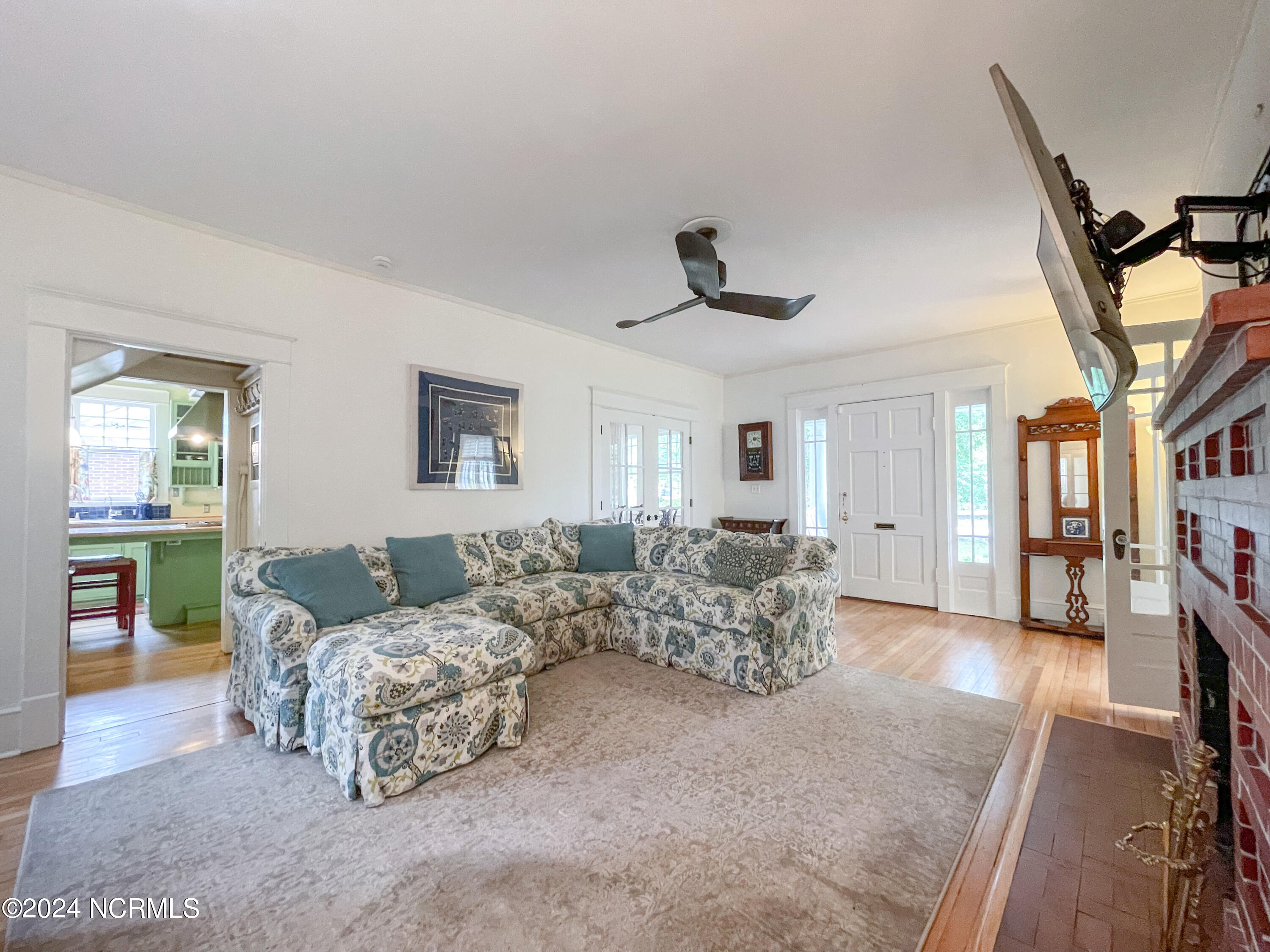 1801 Chestnut Street Property Photo 24
