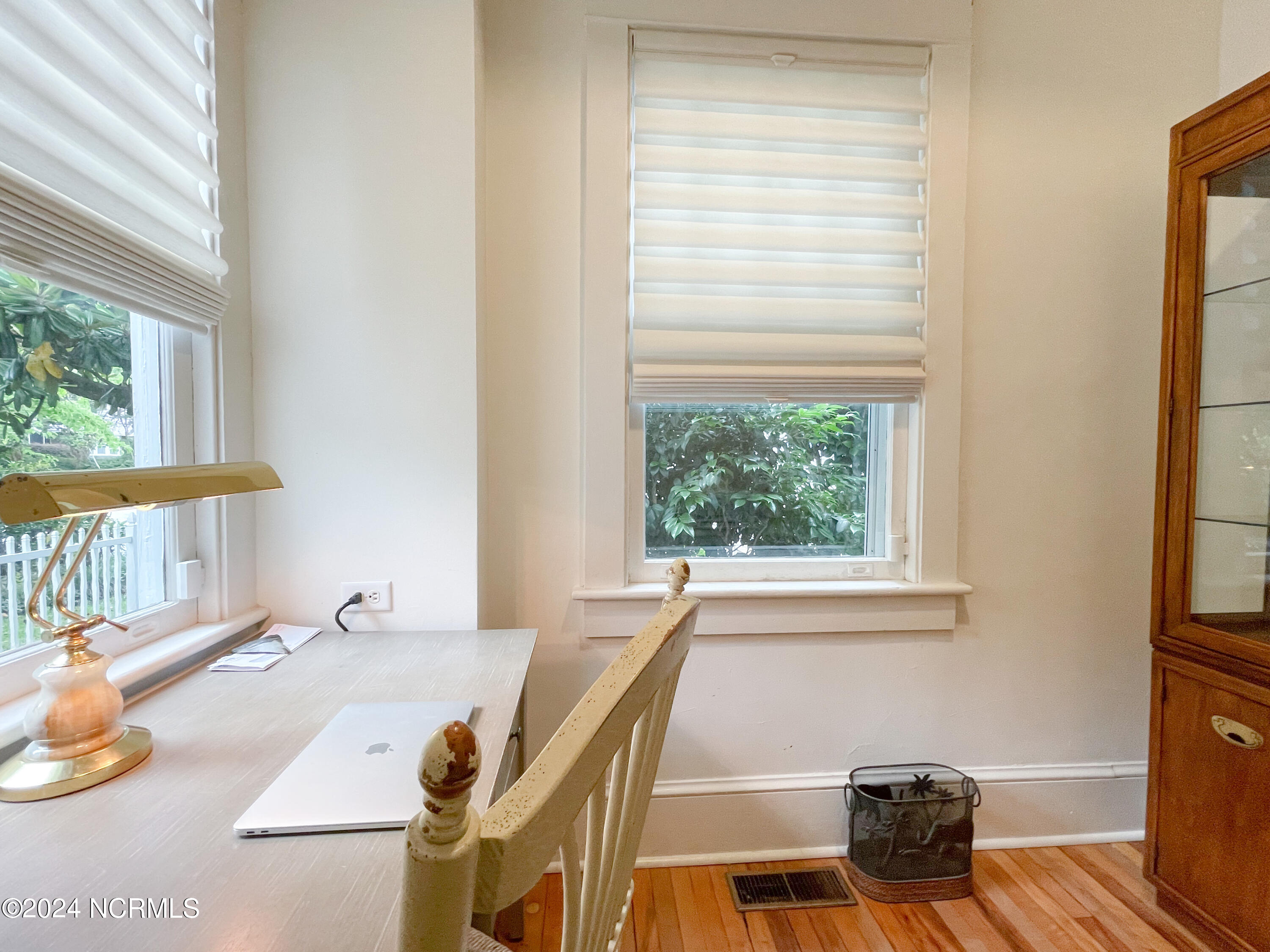 1801 Chestnut Street Property Photo 27