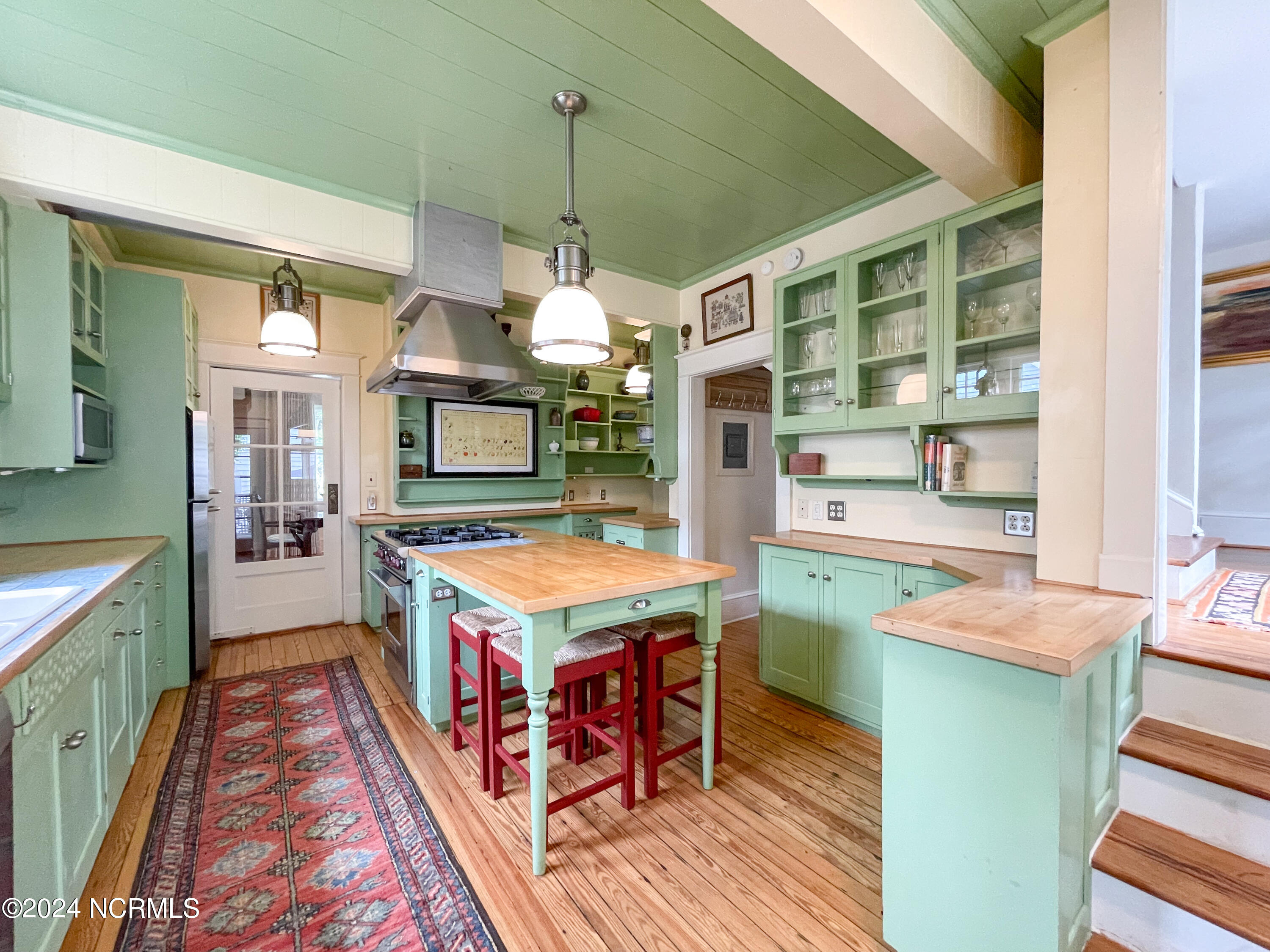 1801 Chestnut Street Property Photo 41