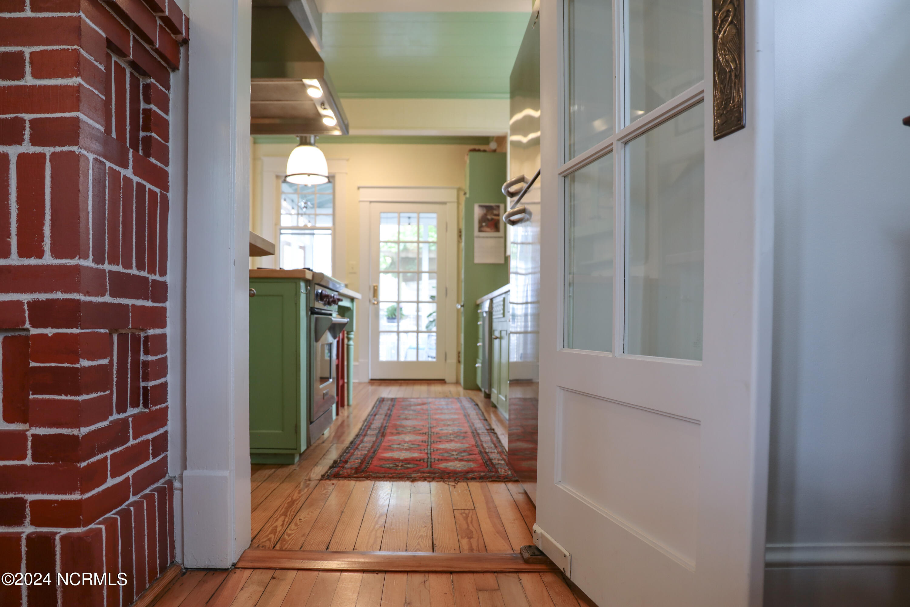 1801 Chestnut Street Property Photo 44