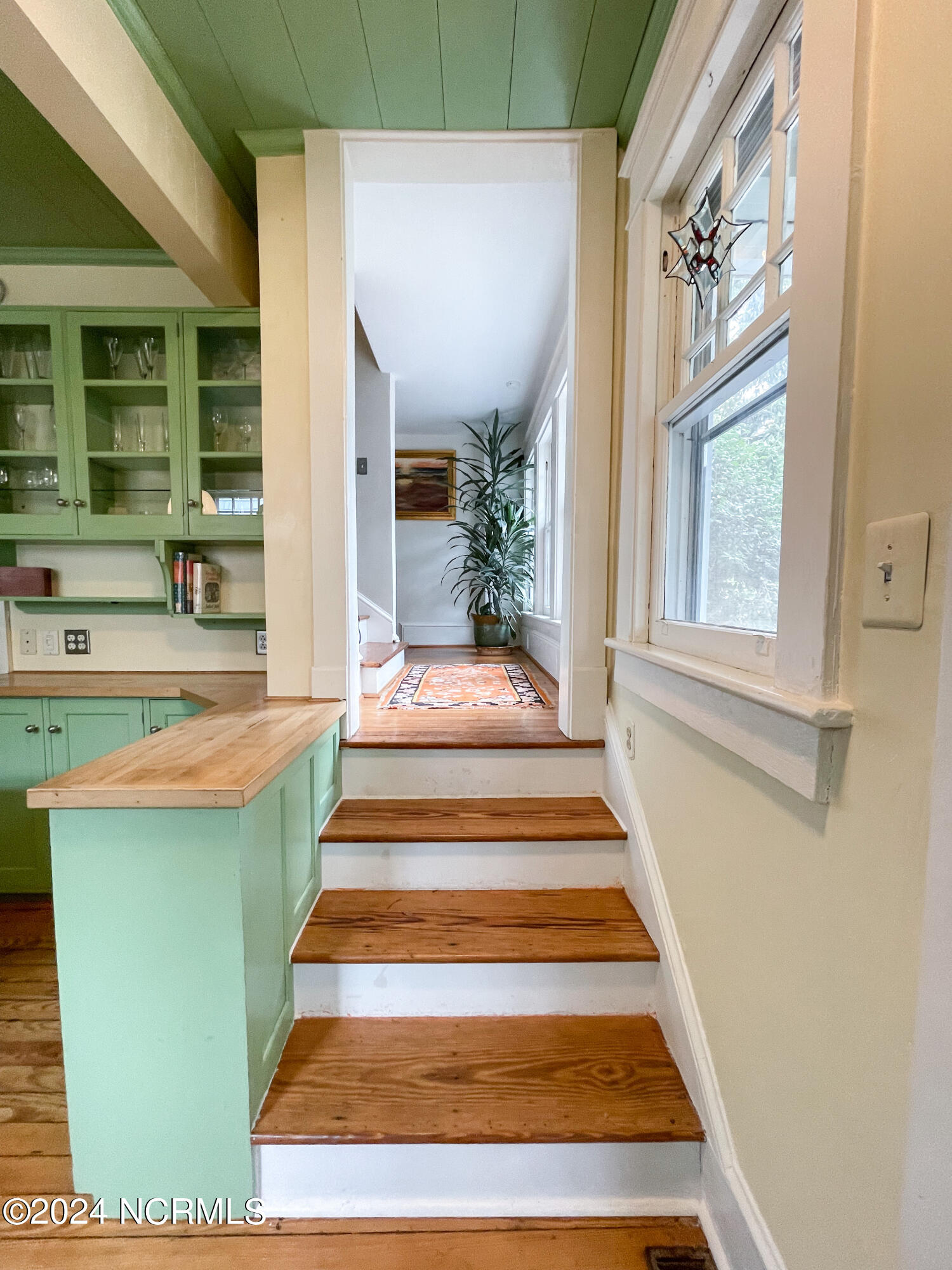 1801 Chestnut Street Property Photo 45