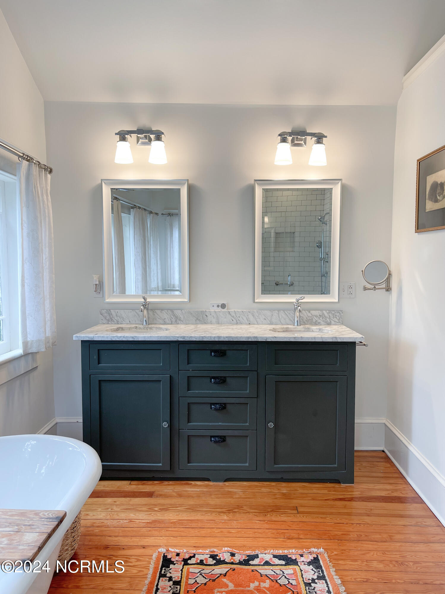 1801 Chestnut Street Property Photo 56