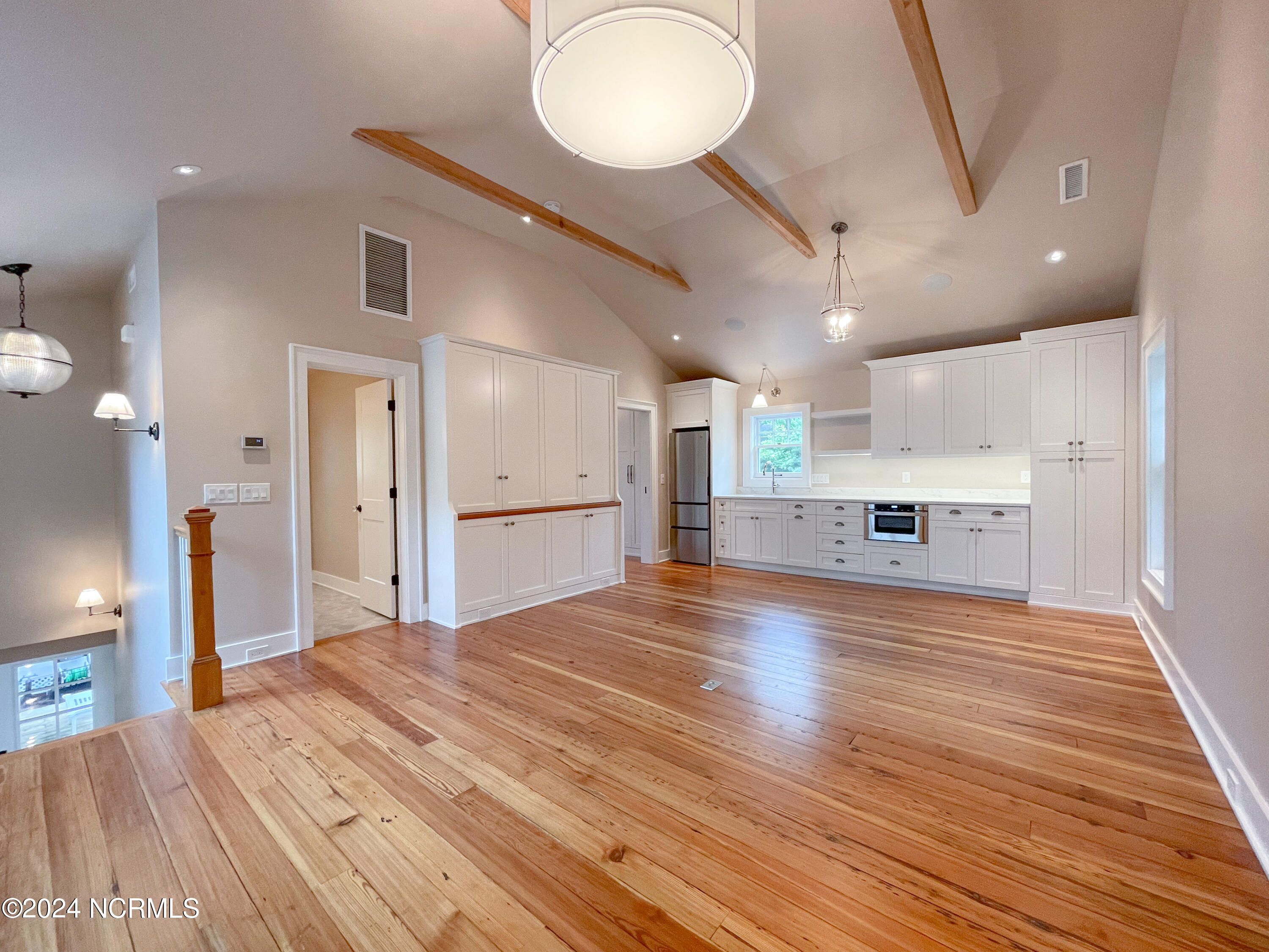 1801 Chestnut Street Property Photo 82