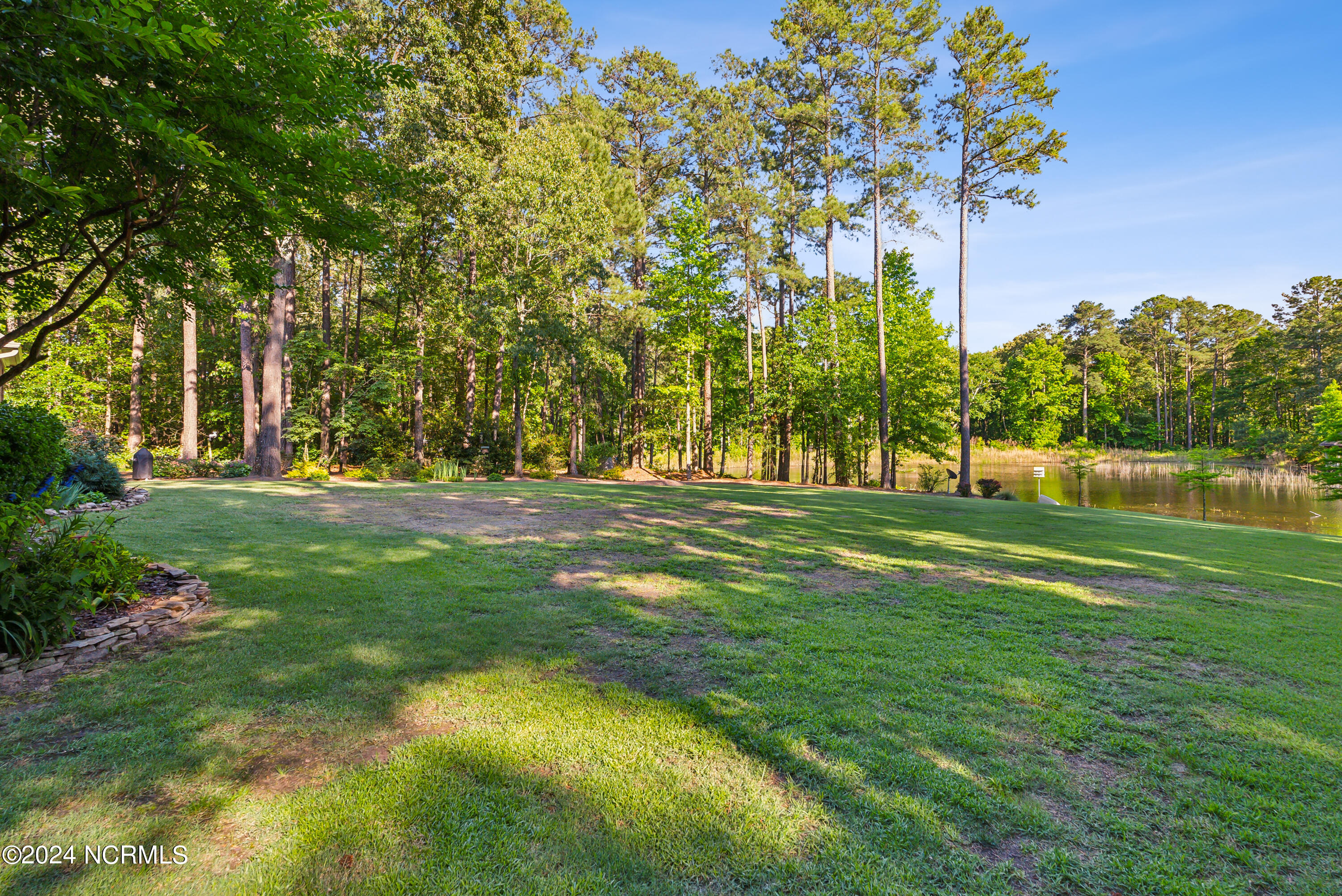 9409 Mcqueen Road Property Photo 58