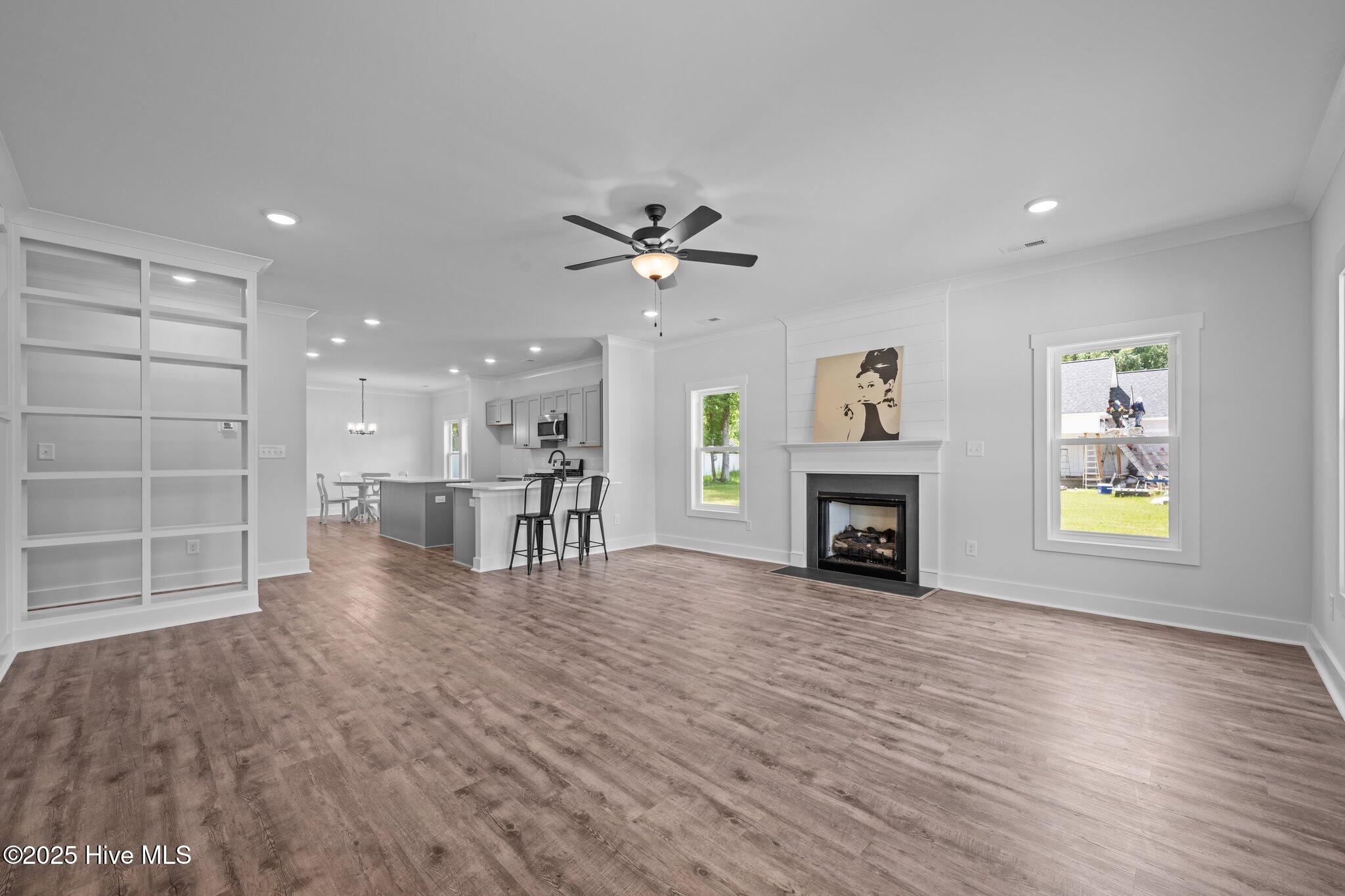 12 Paddington Way Property Photo 6