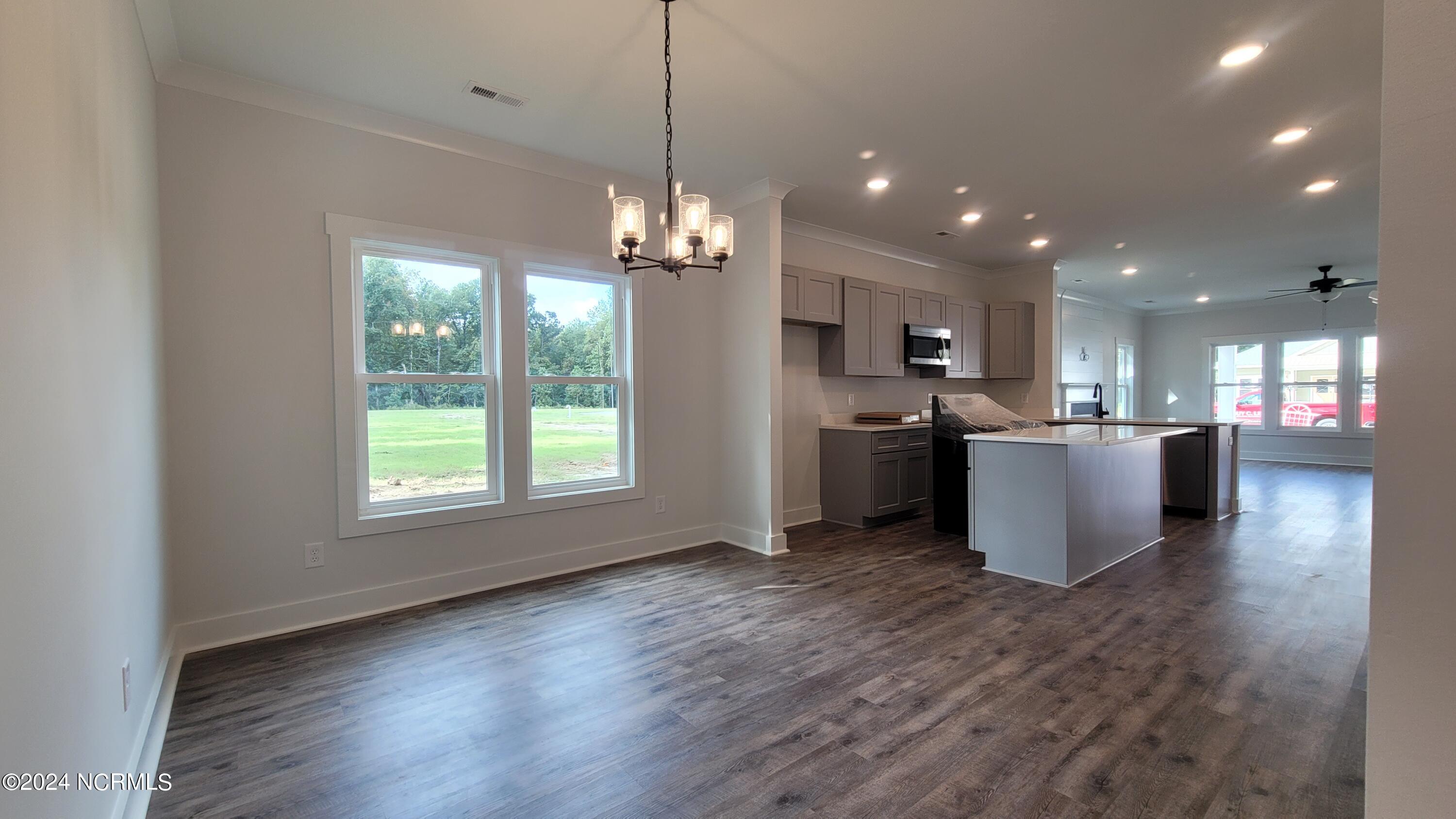 12 Paddington Way Property Photo 12