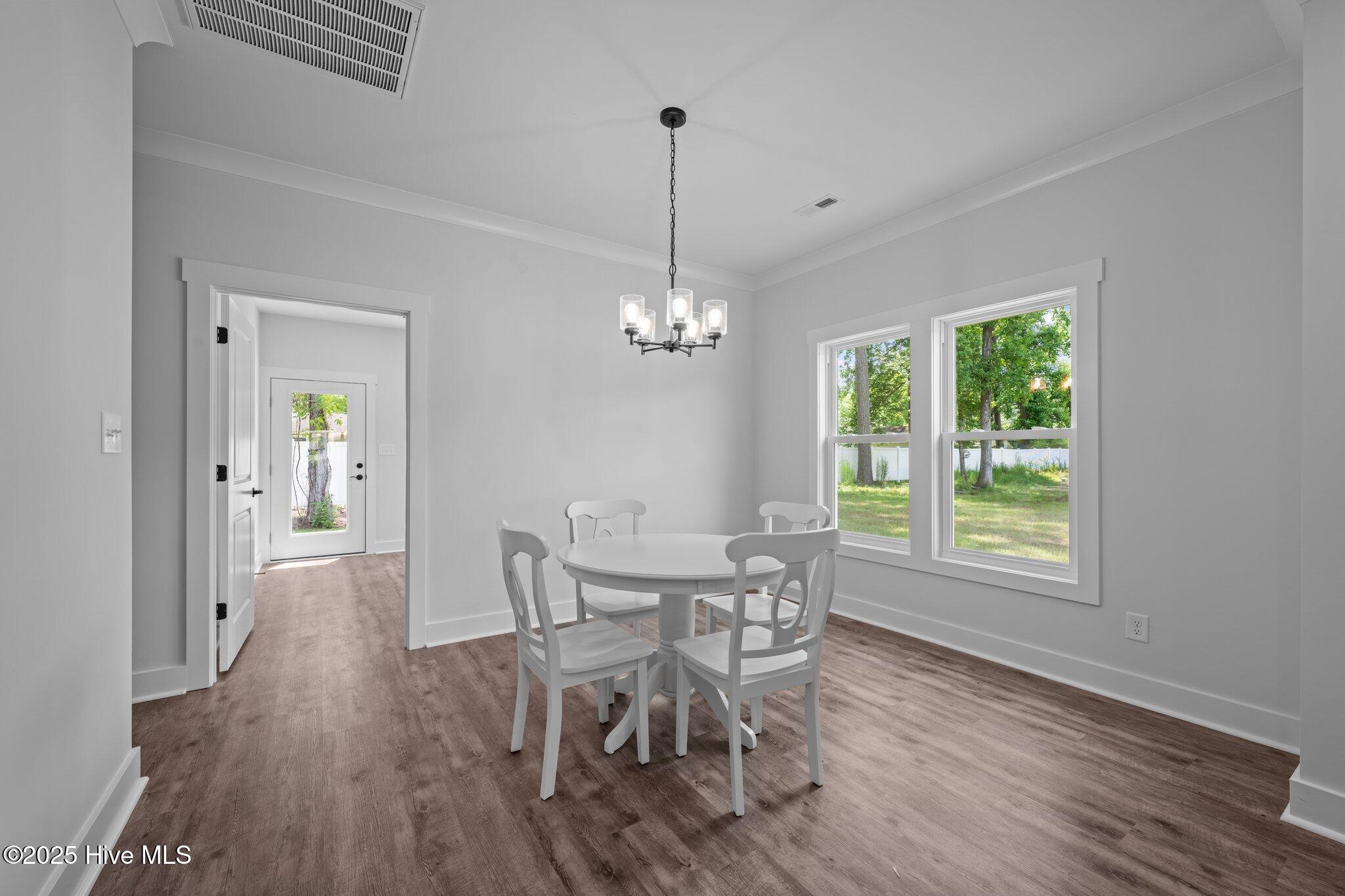 12 Paddington Way Property Photo 16