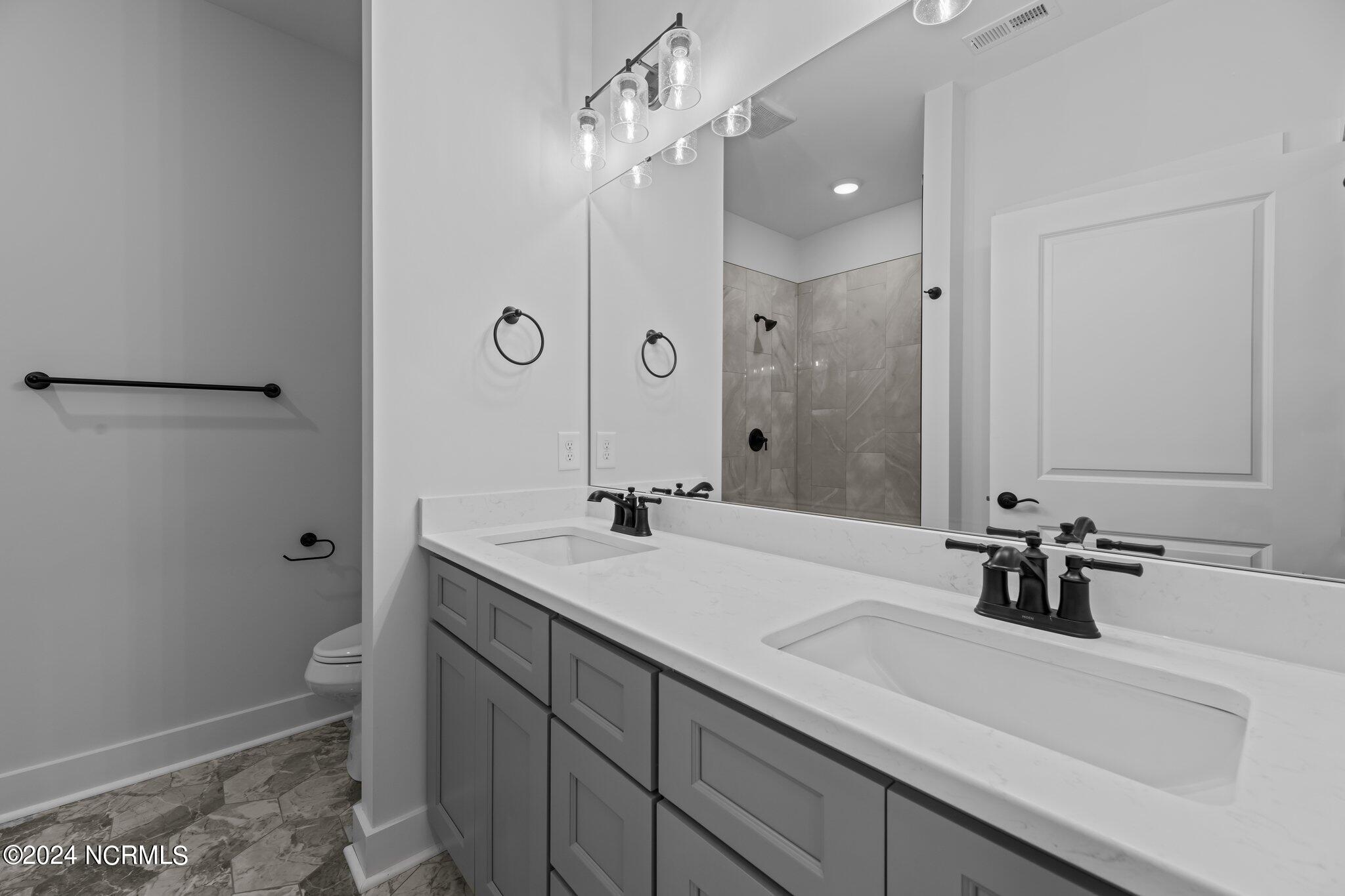 12 Paddington Way Property Photo 37