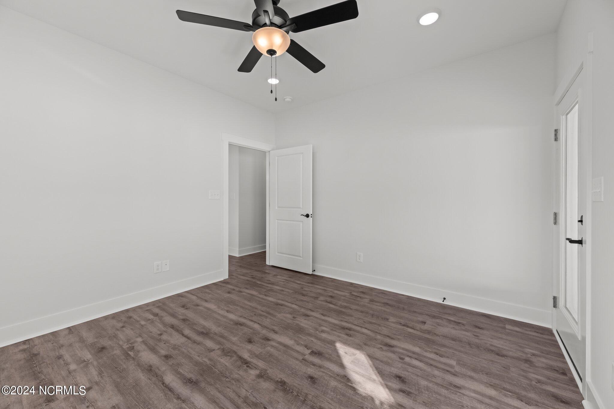 12 Paddington Way Property Photo 44