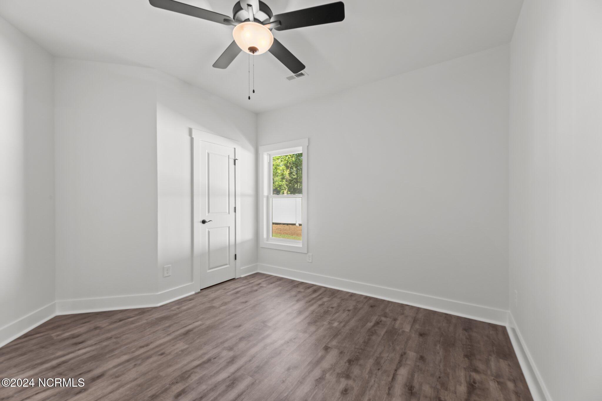 12 Paddington Way Property Photo 48