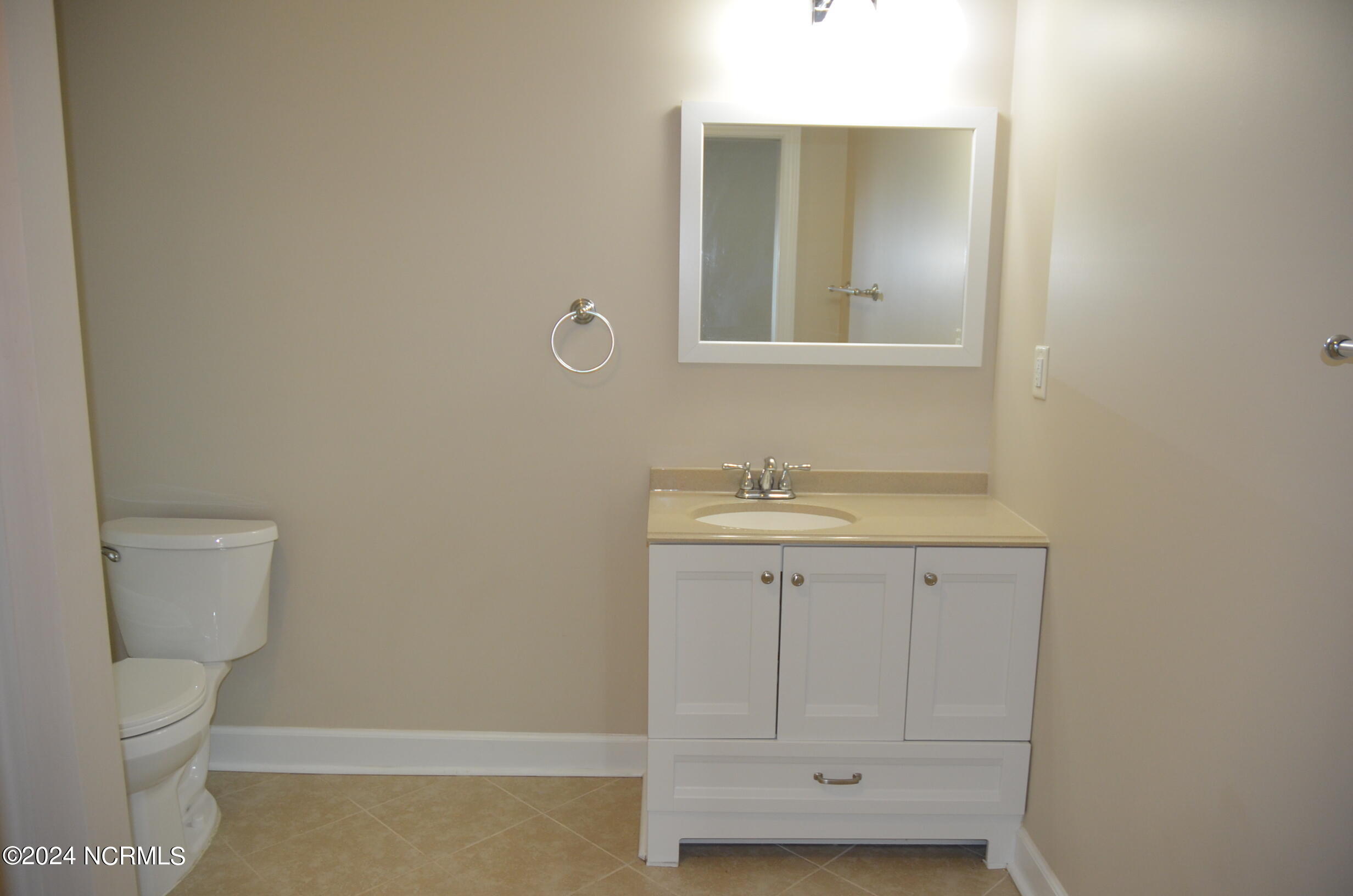 899 Kelly Drive Property Photo 21