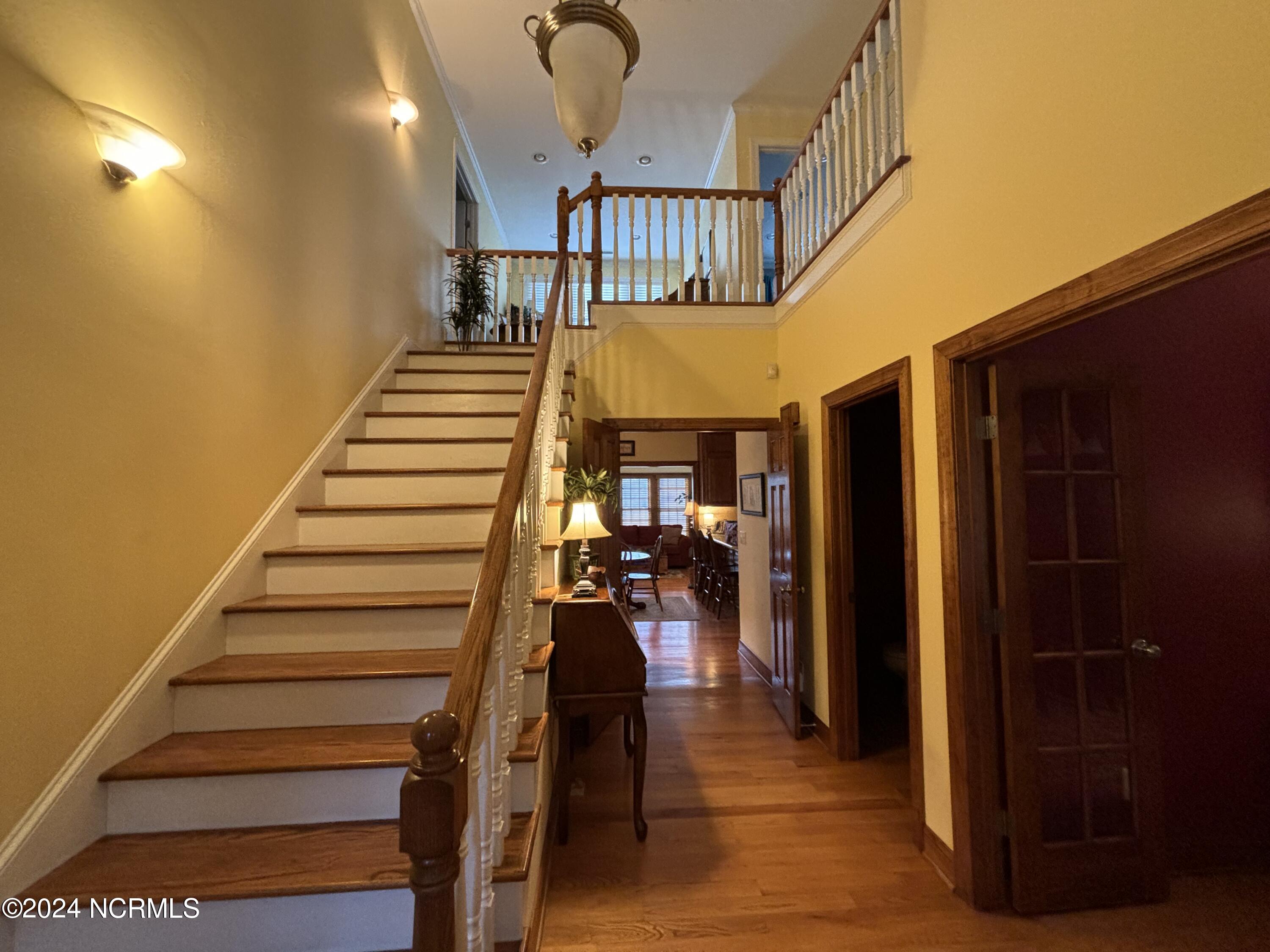 212 Deer Track Drive Property Photo 4
