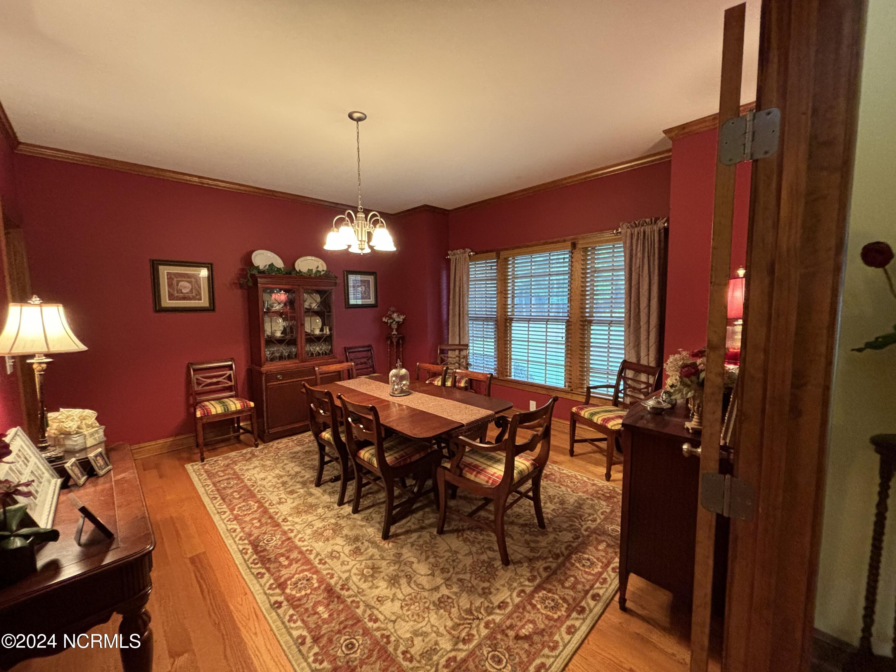 212 Deer Track Drive Property Photo 6