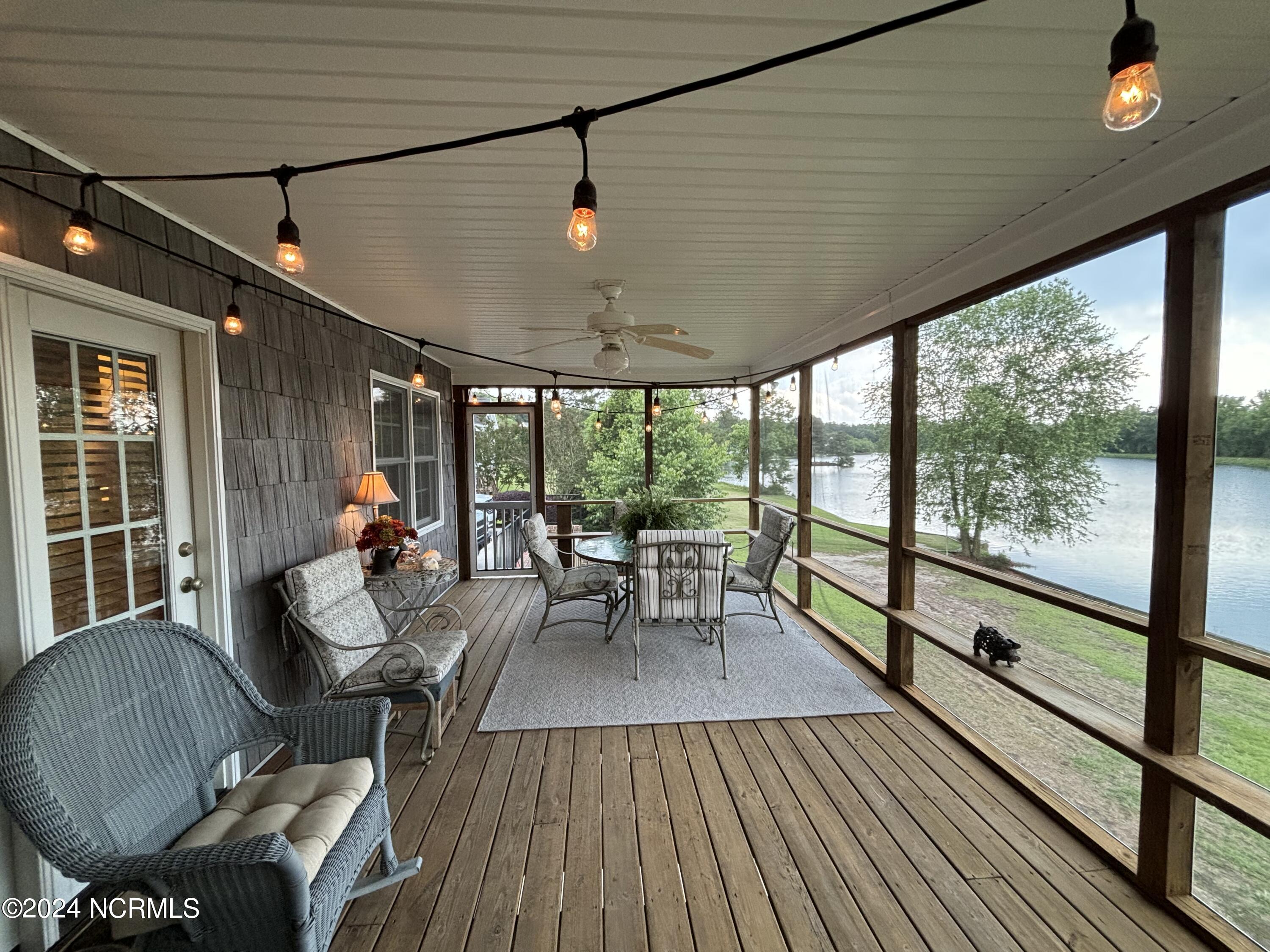 212 Deer Track Drive Property Photo 17