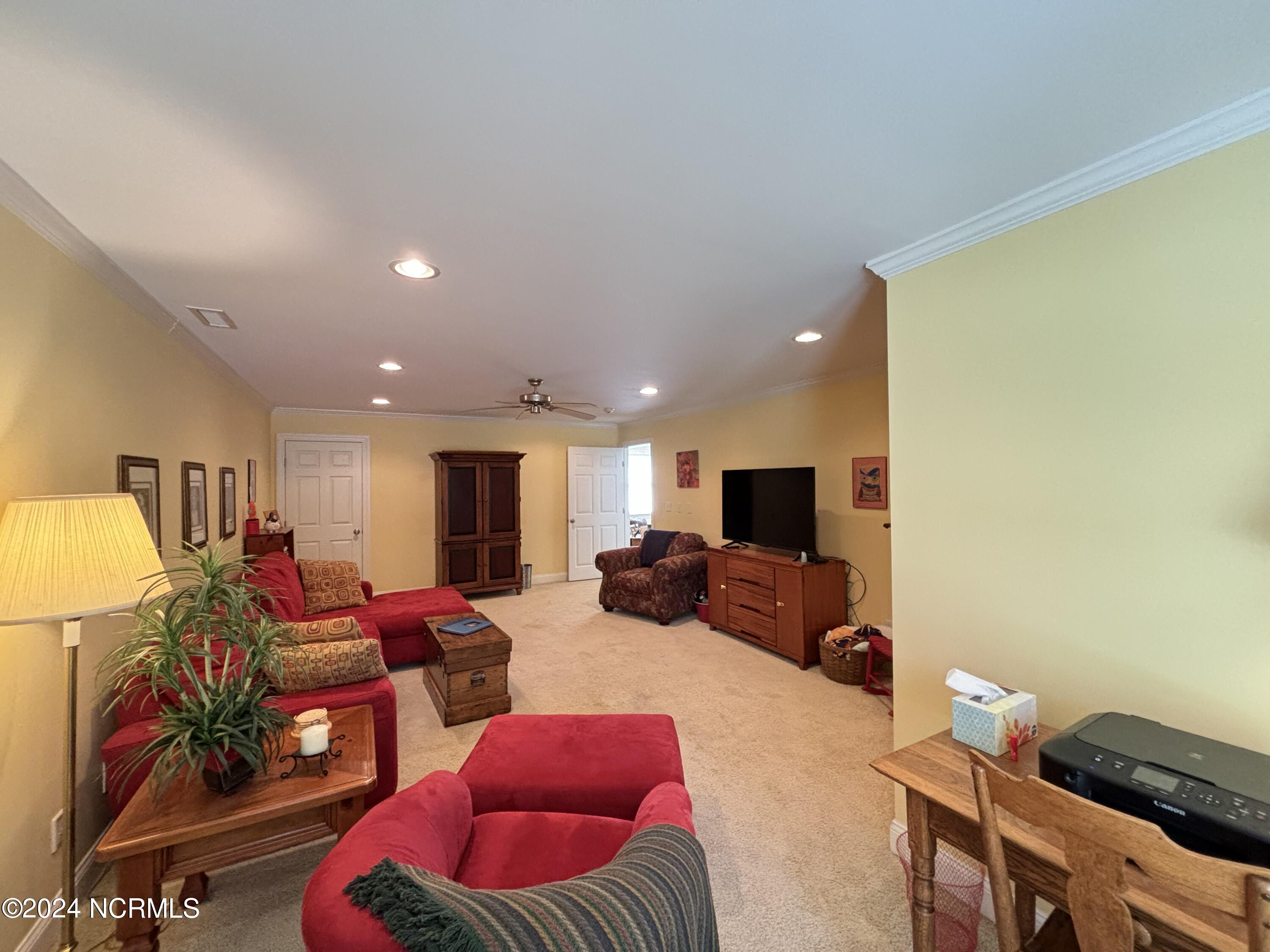 212 Deer Track Drive Property Photo 31