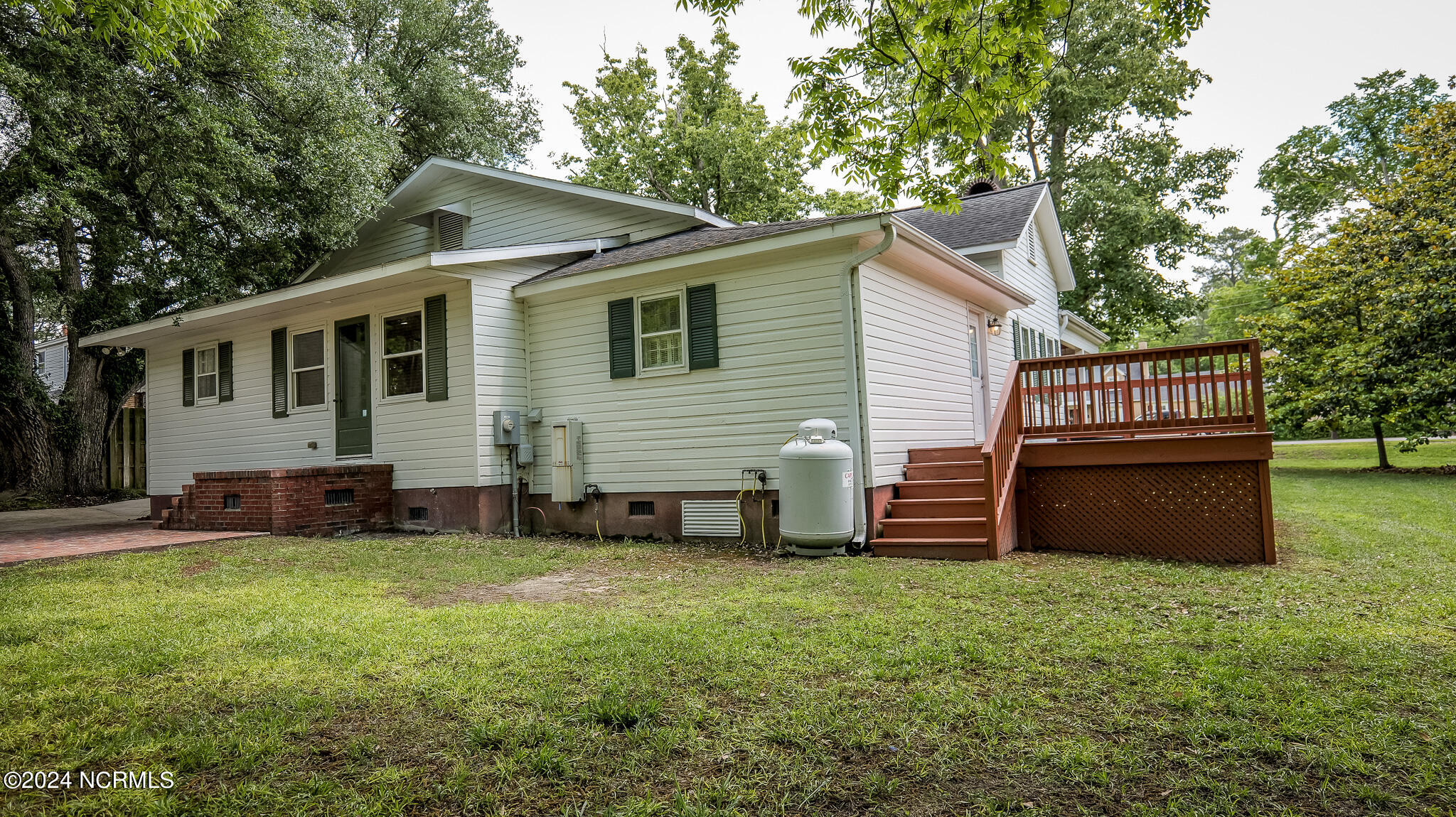 505 N Madison Street Property Photo 17